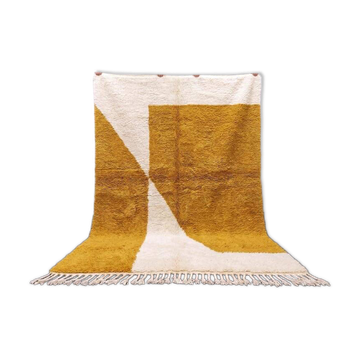 Natural wool rug for your traditional space 2/3 m
