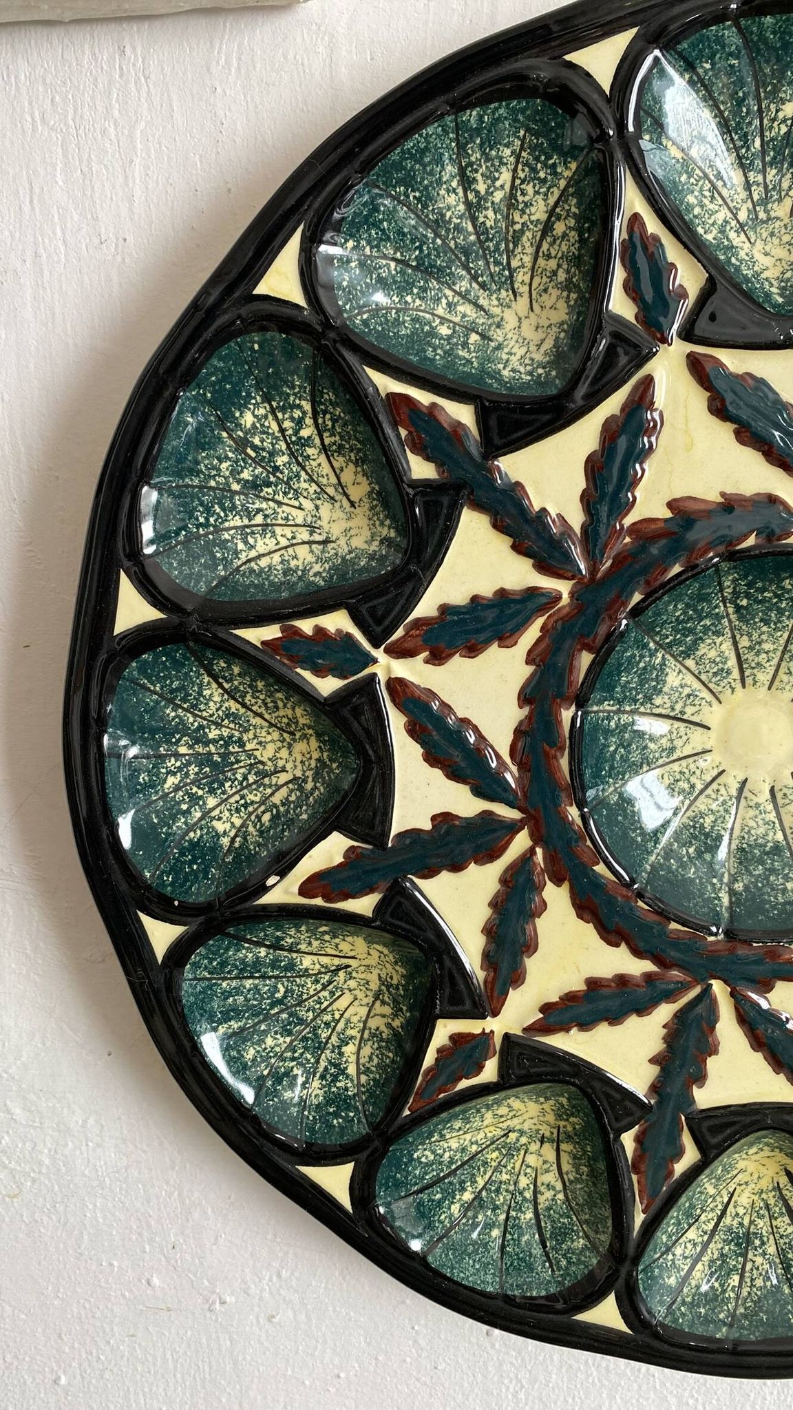Vintage oyster dish St Jean de Bretagne