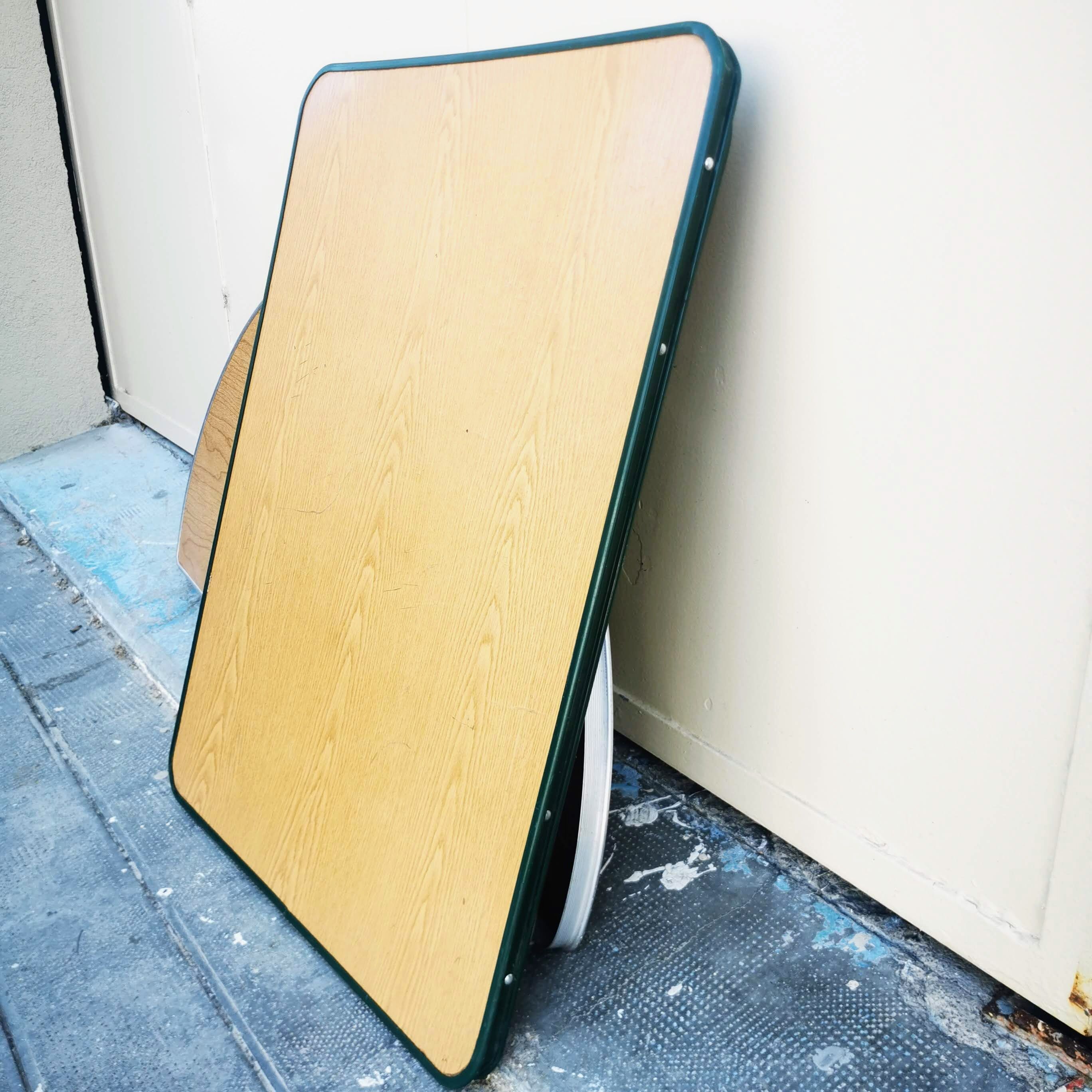 Folding camping table