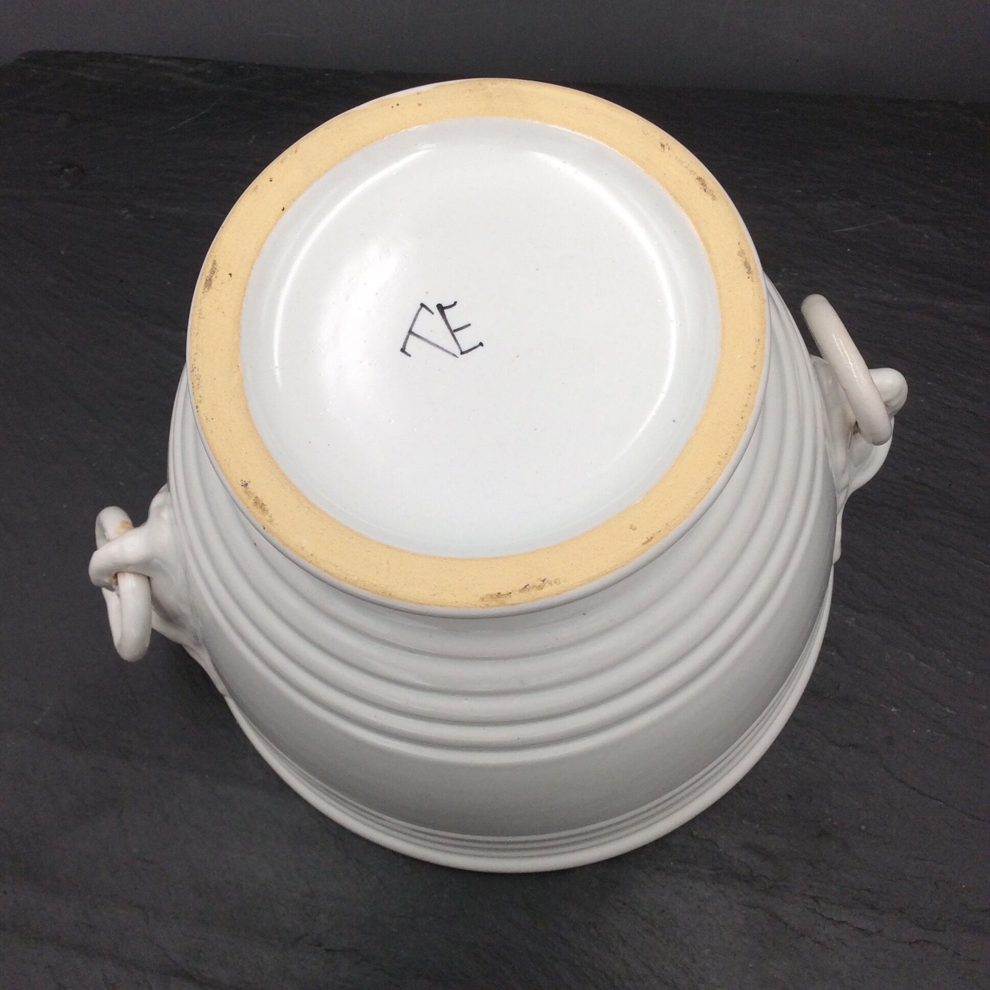 Cache pot mobile coves white white ceramic signed emile tessier malicorne
