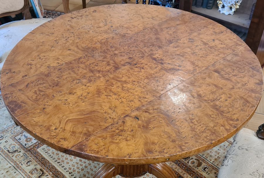 Side table pedestal table in fresne