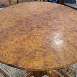 Side table pedestal table in fresne