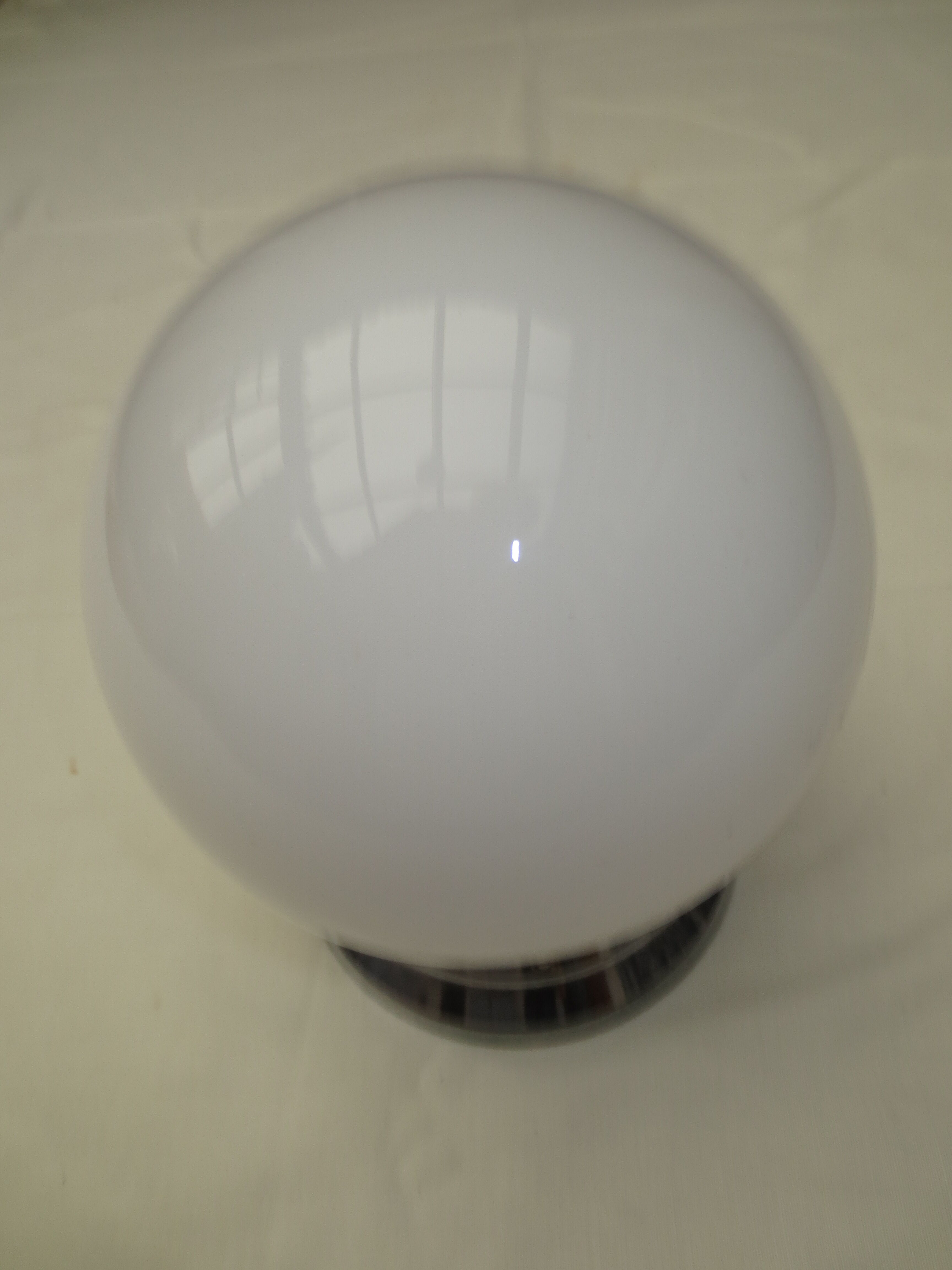 Ceiling lamp or wall sconce, in white opaline