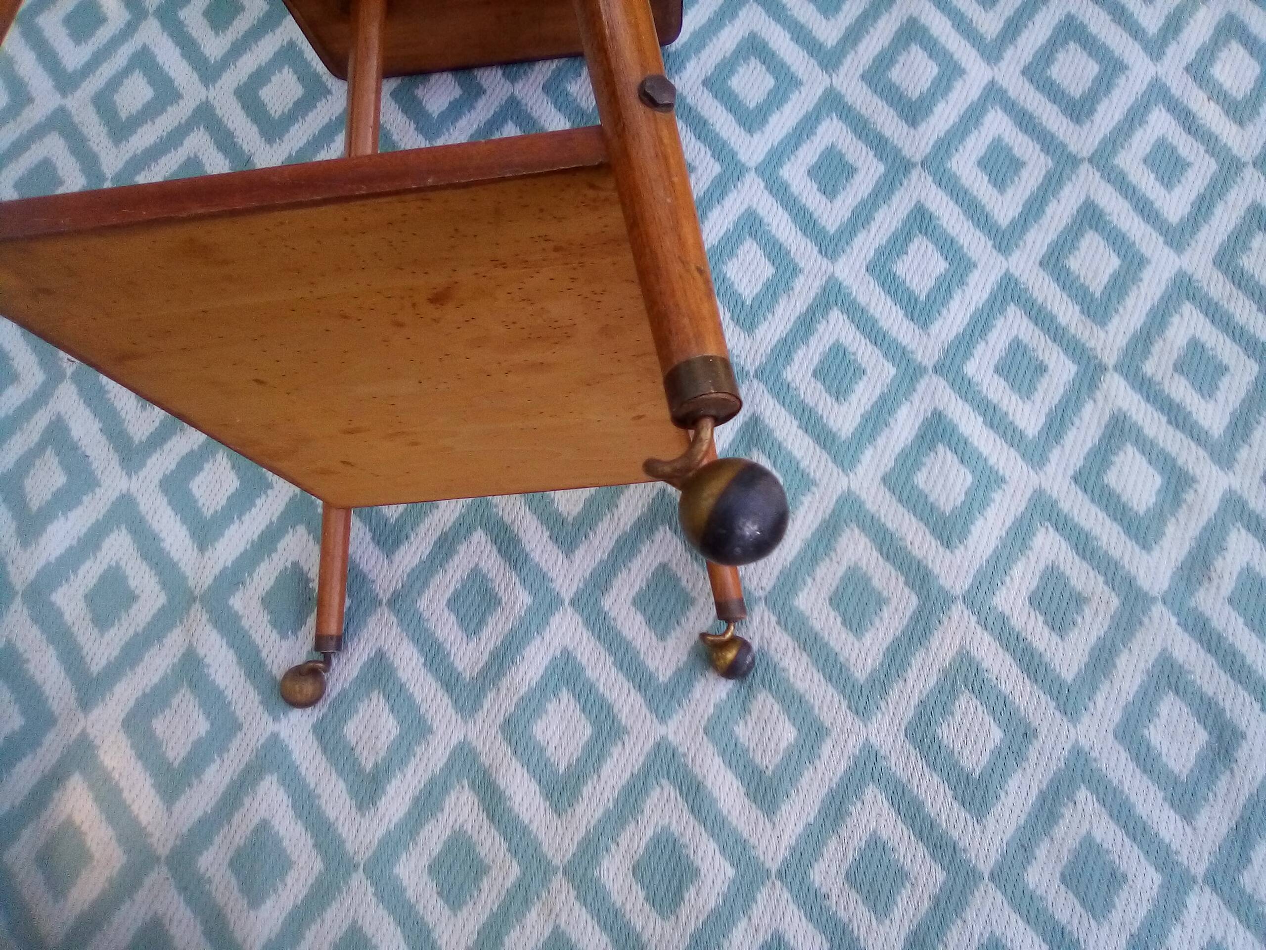 Side table / Trolley on wheels