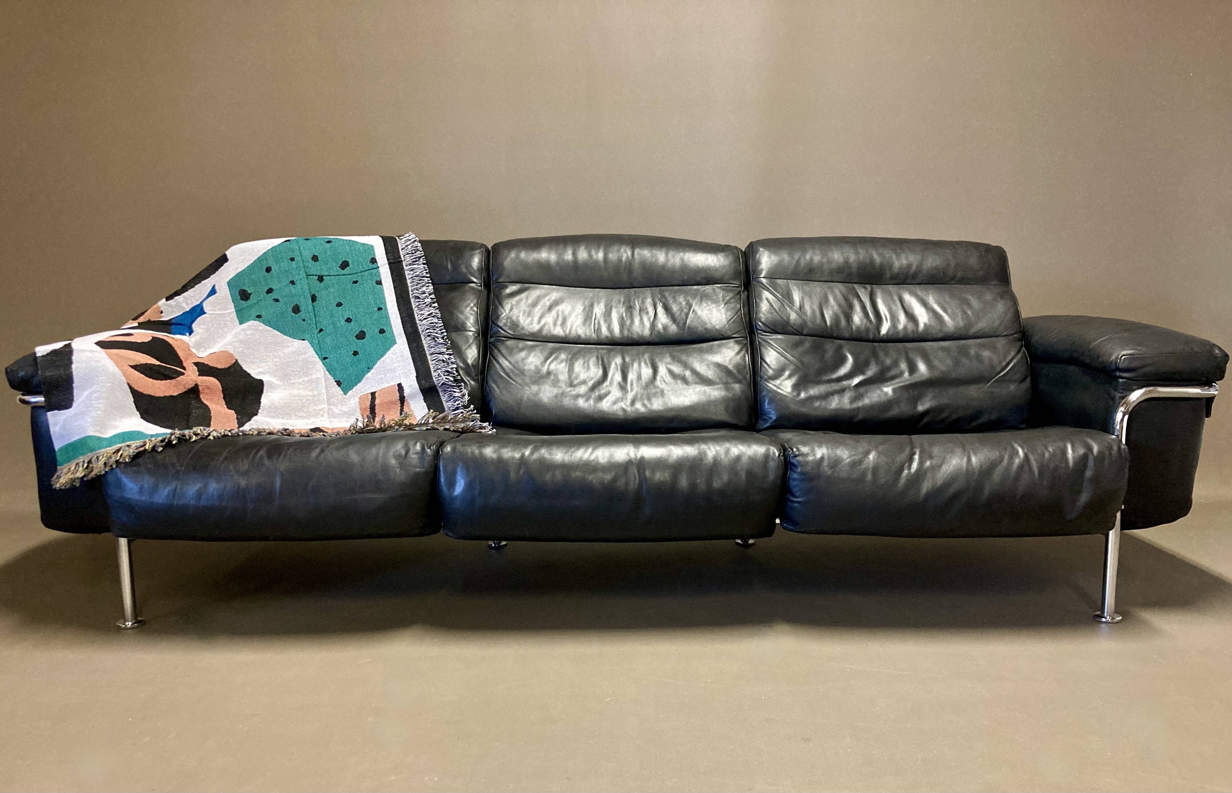 3-seater leather and chrome sofa design 1960.