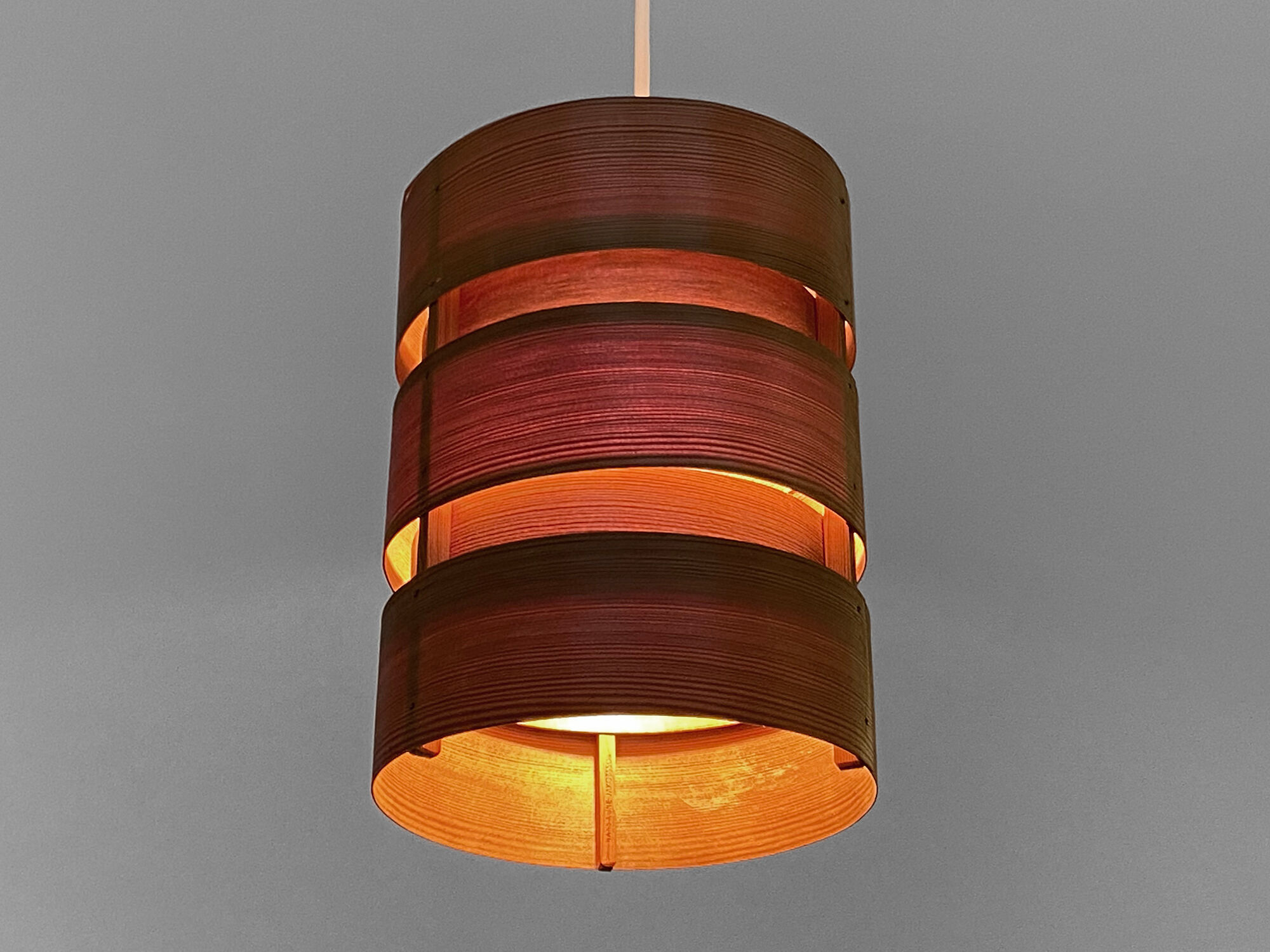 Pine veneer pendant light T355 "Berse" by Hans-Agne Jakobsson for Ellysett AB. Sweden 1960s