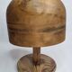 Forme à chapeau en bois ancienne sur pied, 1900