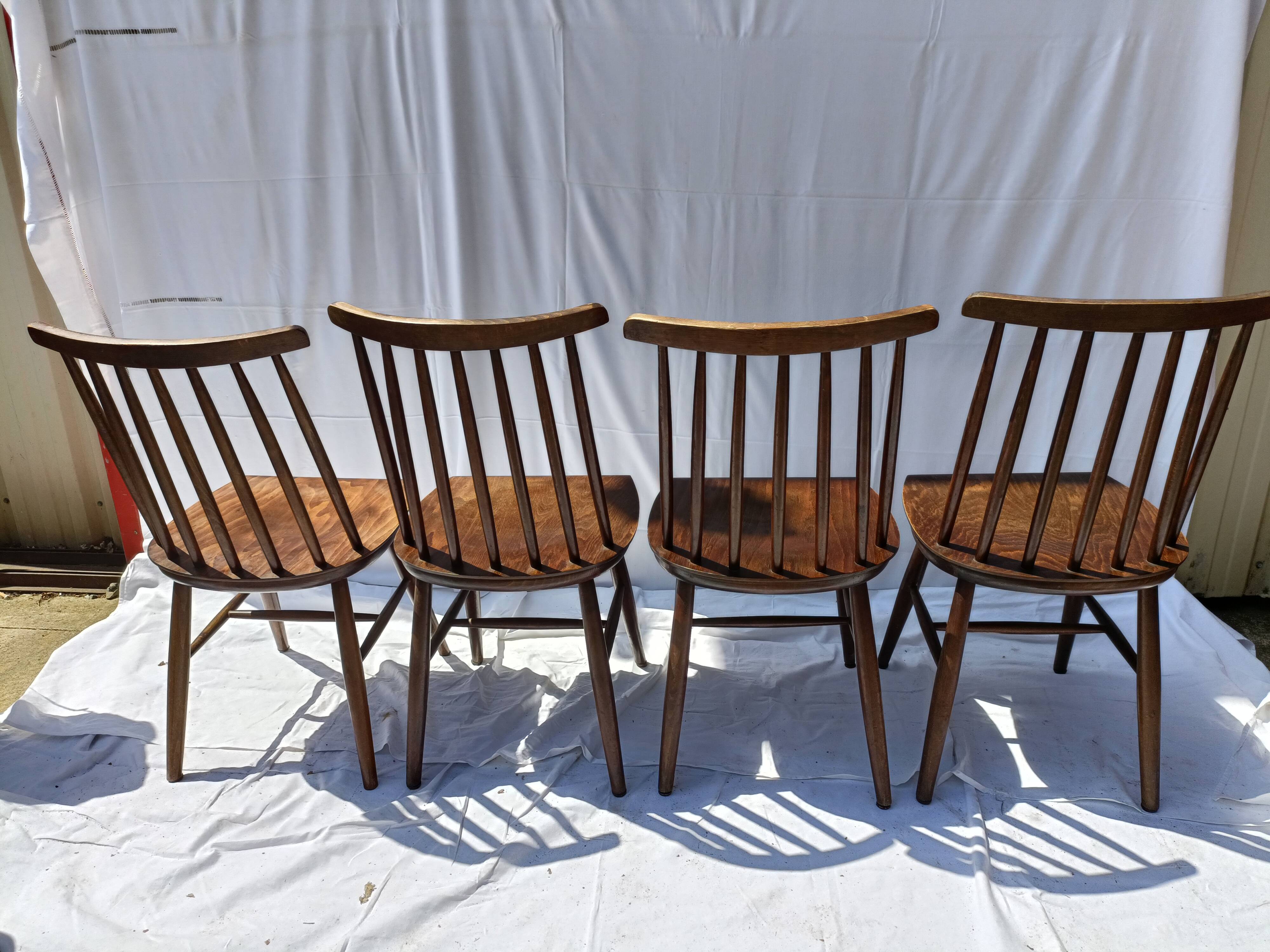 Suite de 4 chaises Fanett d'Ilmari Tapiovaara