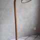 Lampadaire en bois, design hollandais par steinhauer