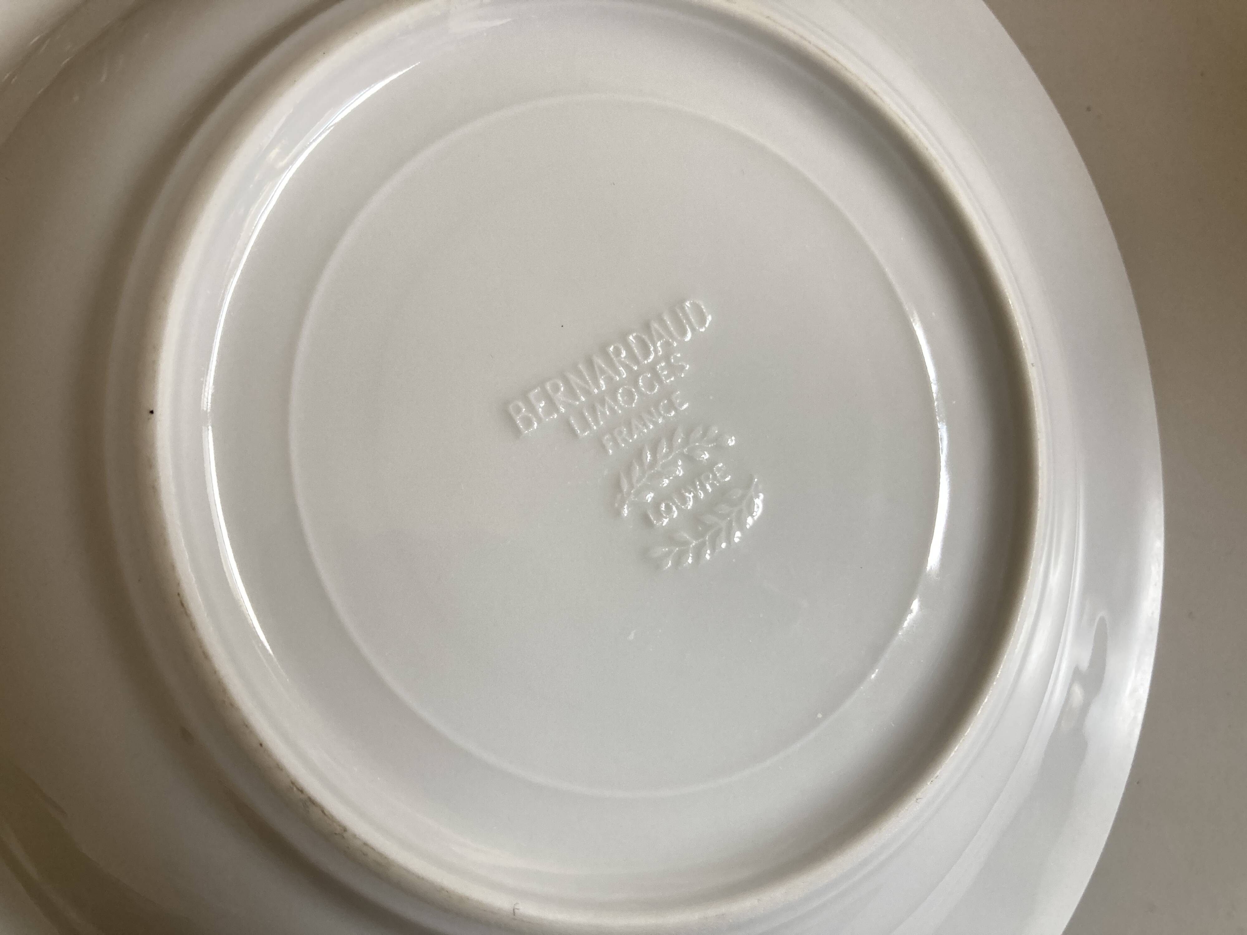 set of 6 Bernardaud Louvre neo-classical plates with laurel wreath