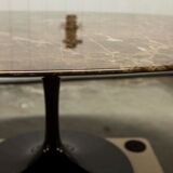 Oval coffee table by Eero Saarinen for Knoll