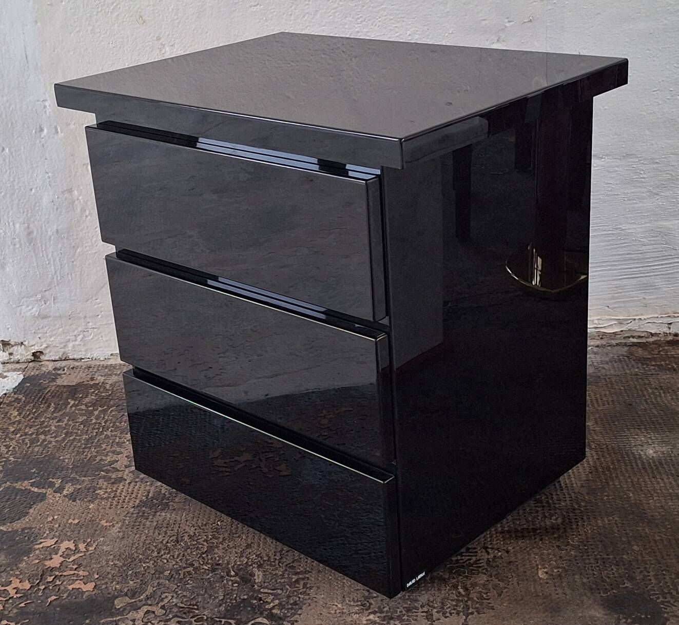 Commode Roche Bobois David Lange, laquée, signée, années 1970.
