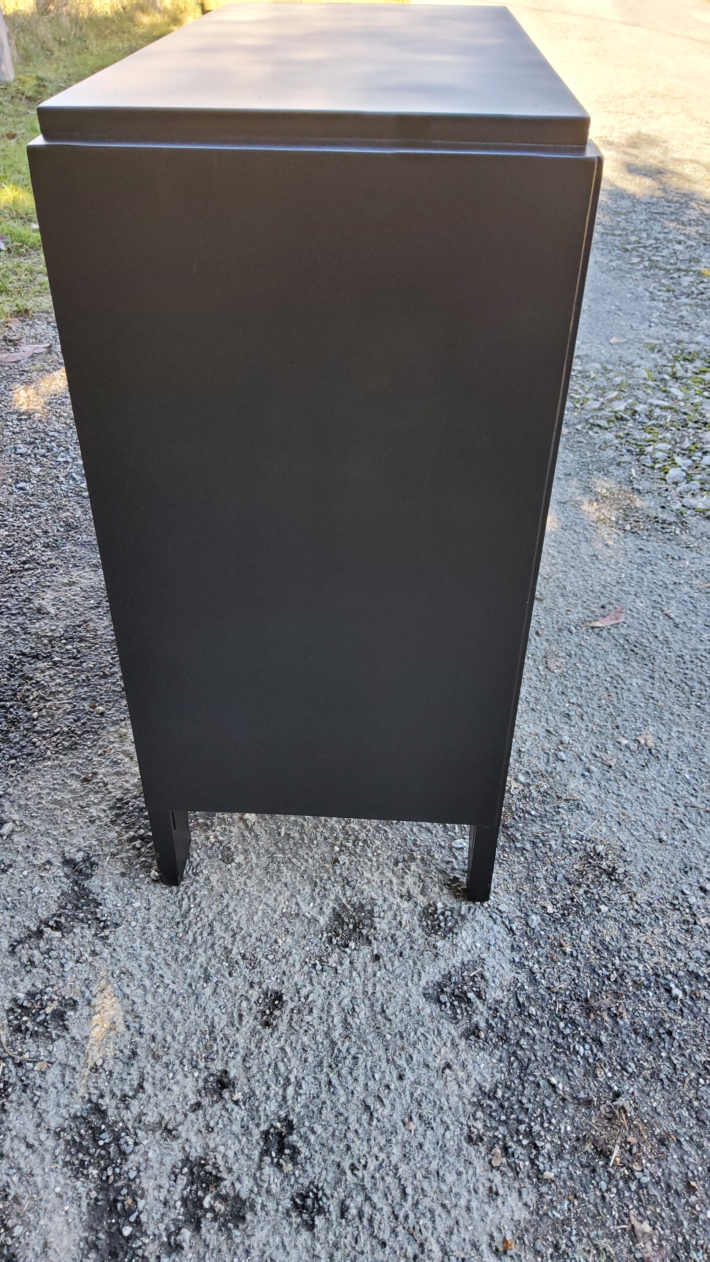 Chest of drawers of the 40s lacquered black 3 drawers