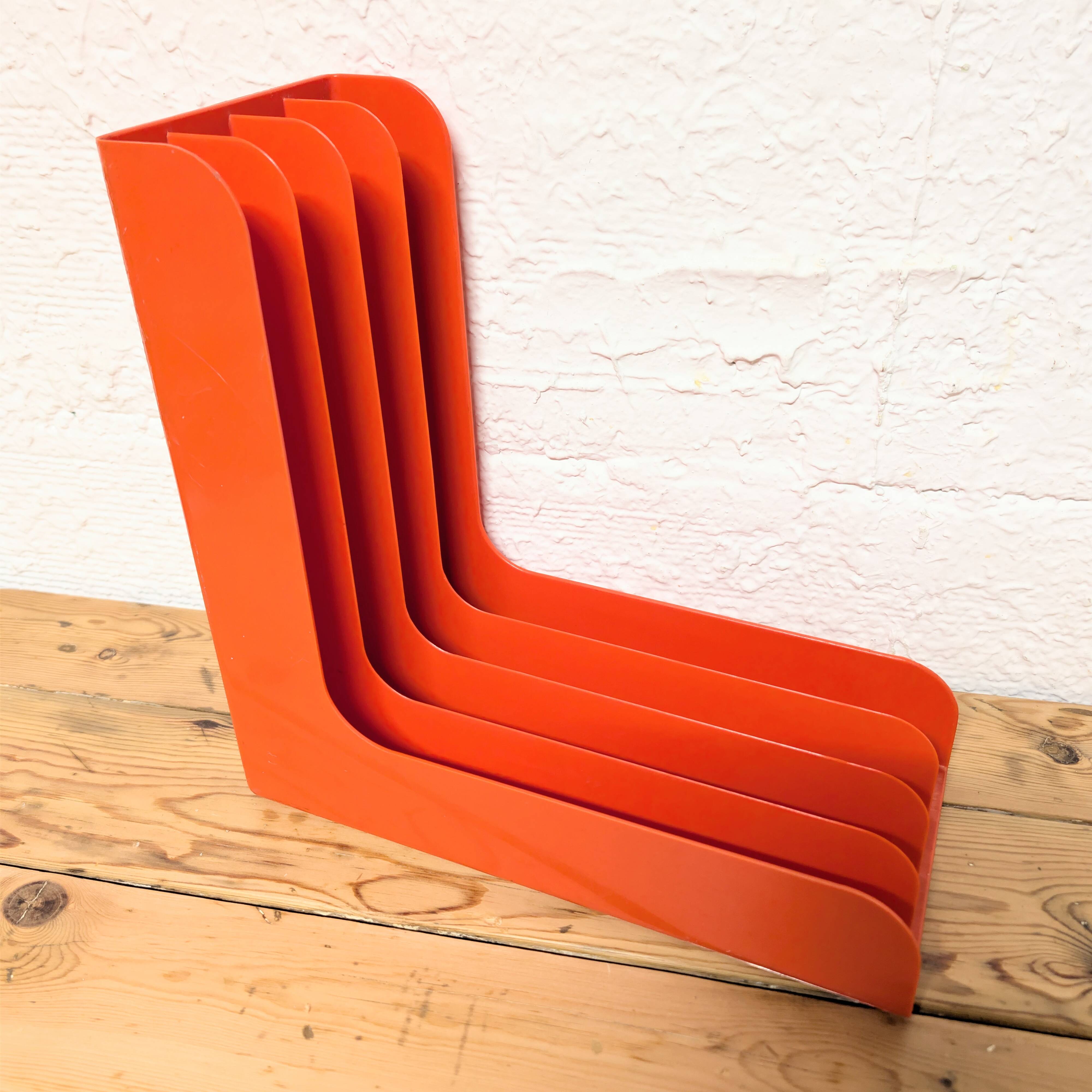 The vintage pop record holder