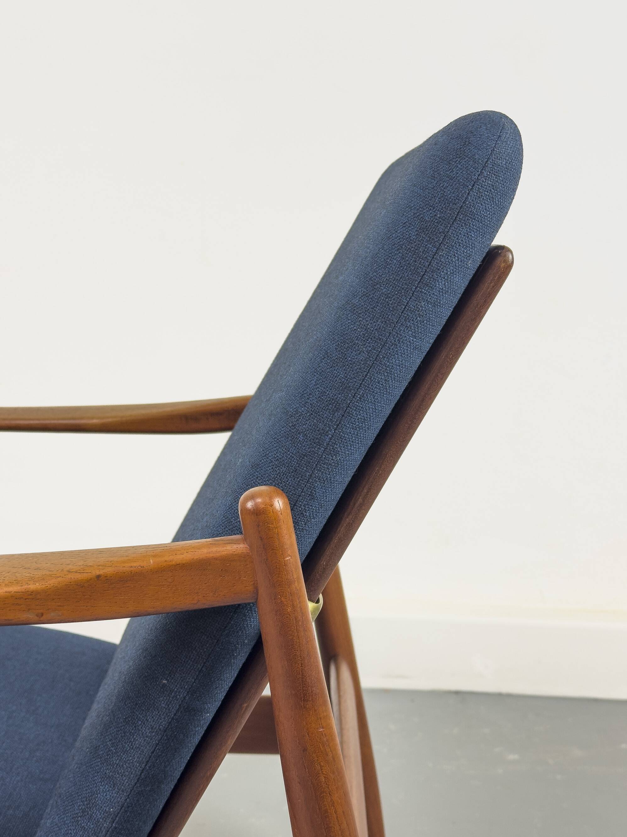 Danish Teak Lounge Chair by Hans Olsen for Frem Røjle, 1960s