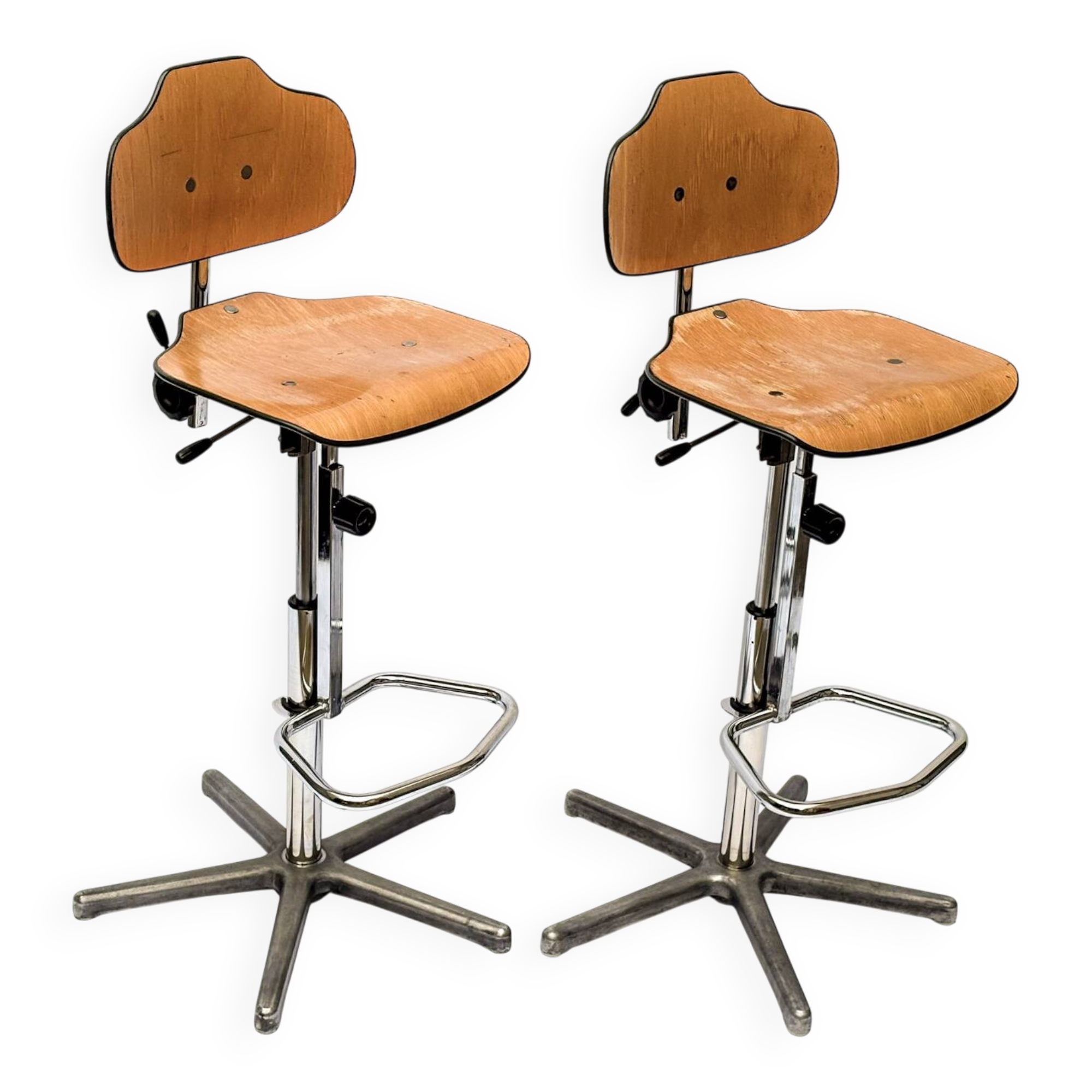 Paire de Chaises d’Atelier Vintage WERK SITZ – Icônes Industrielles