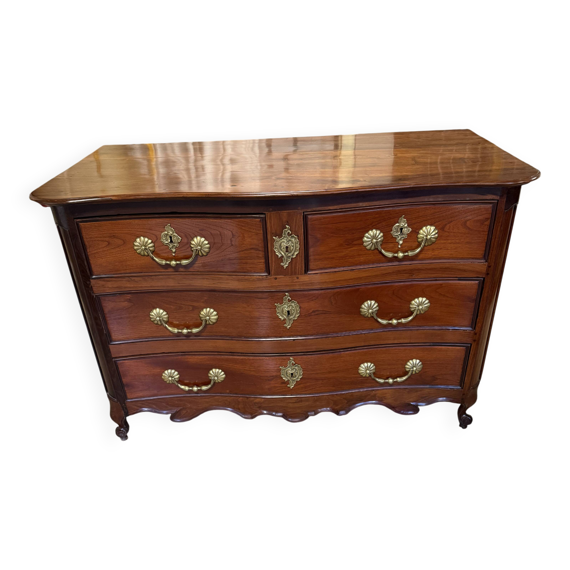 Louis XV curved chest of drawers