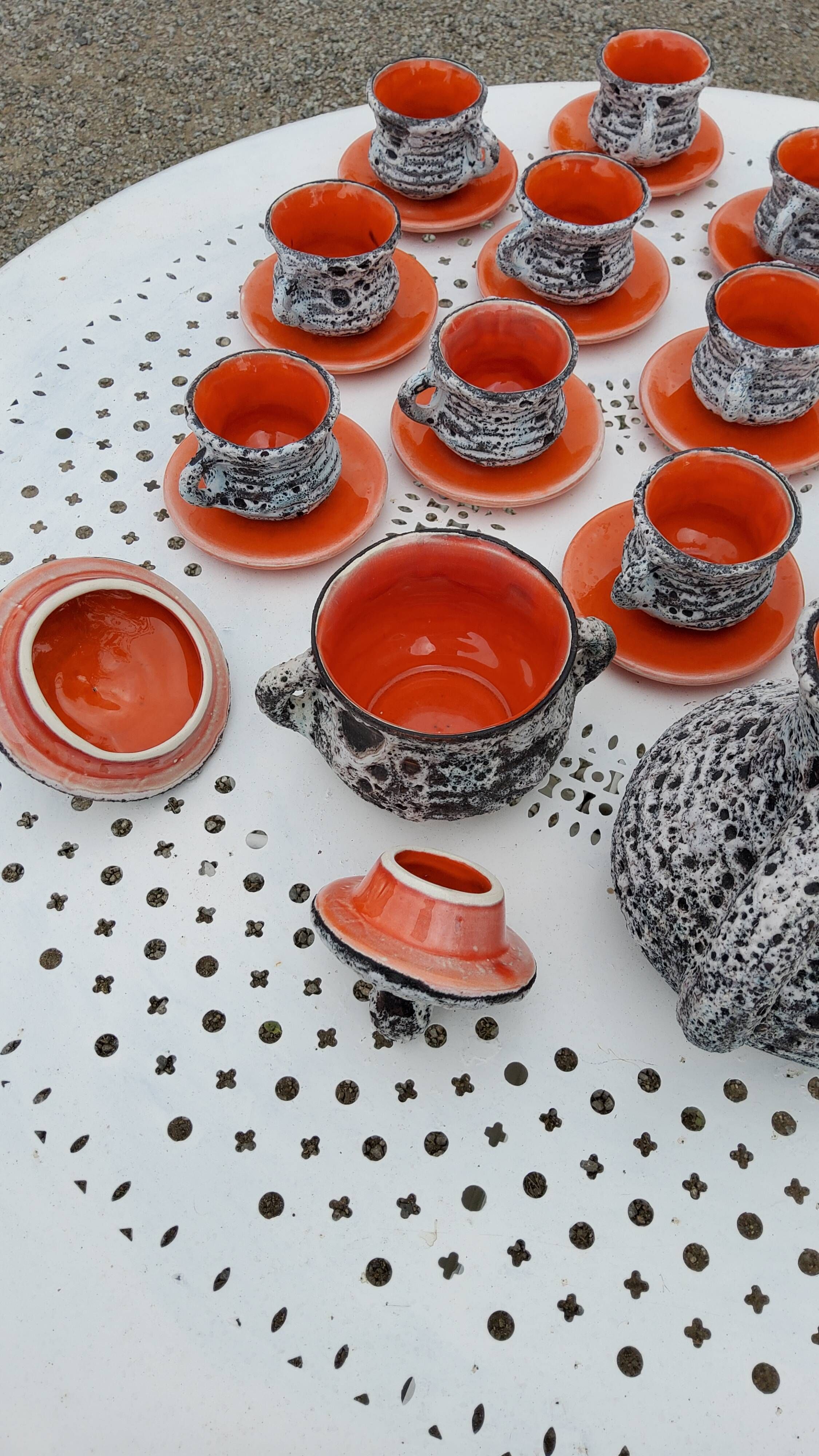 Coffee service and liqueur service of the 70s in faience of Vallauris