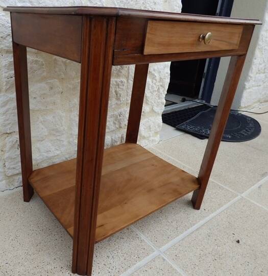 Chic 1930s Art Deco wooden pedestal table