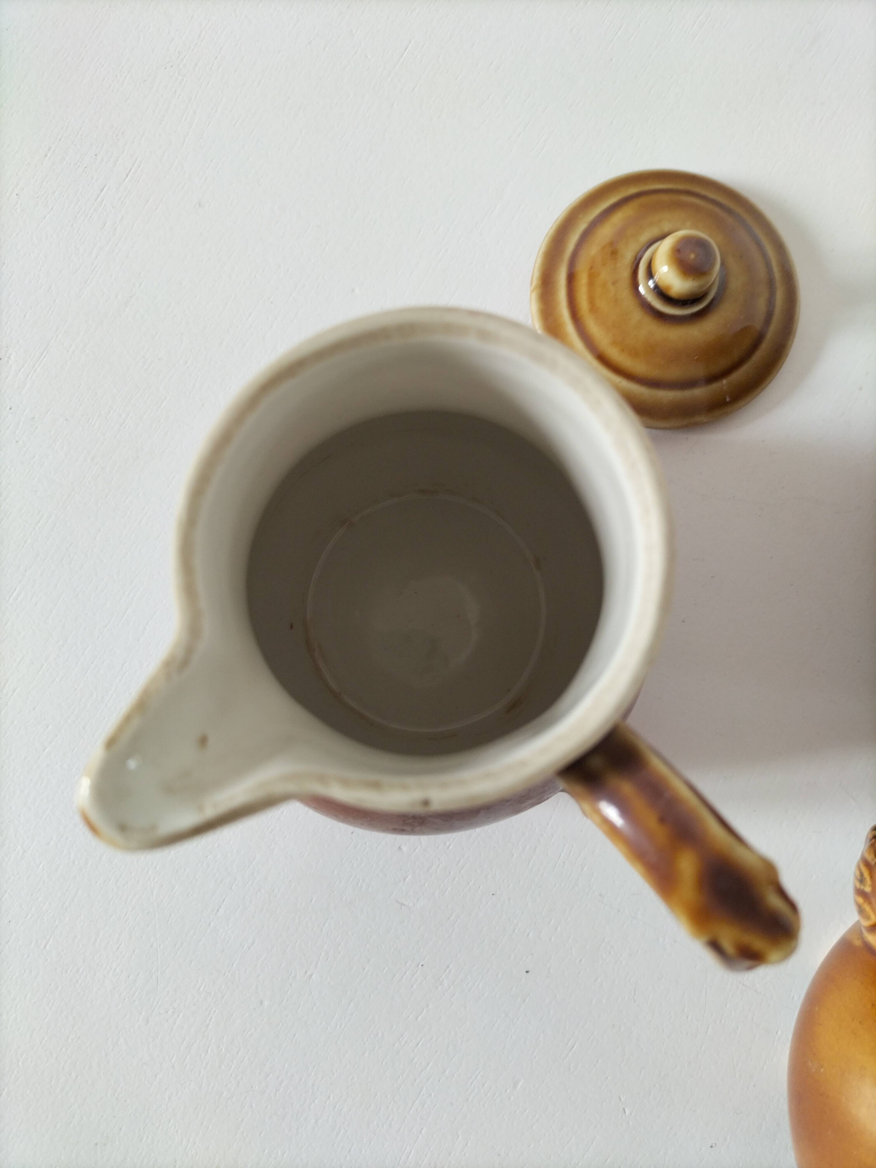 Set of three stoneware jugs from Vendeuvre Pottery – bistro charm