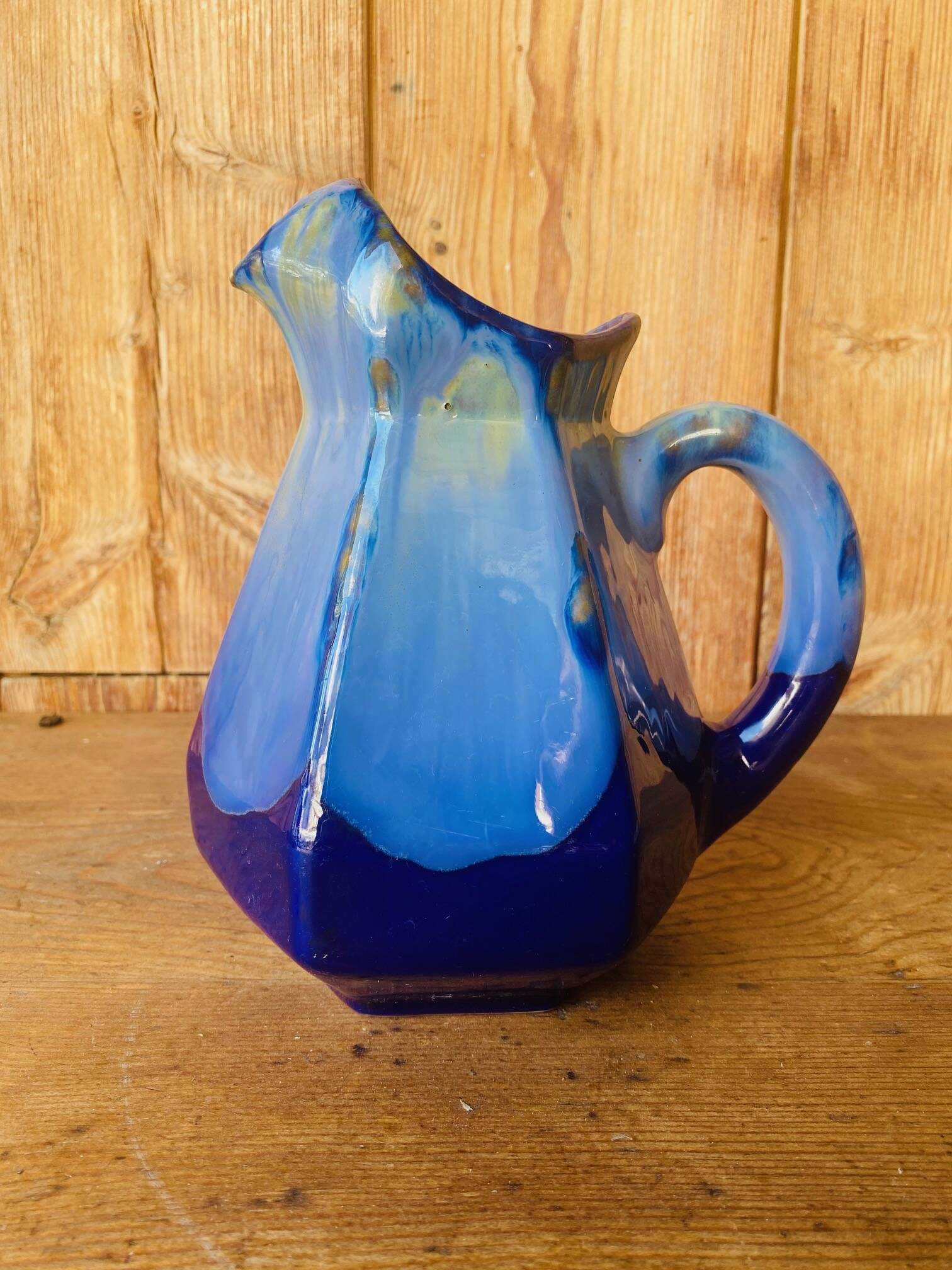 Pichet en grés flammé bleu Art Deco