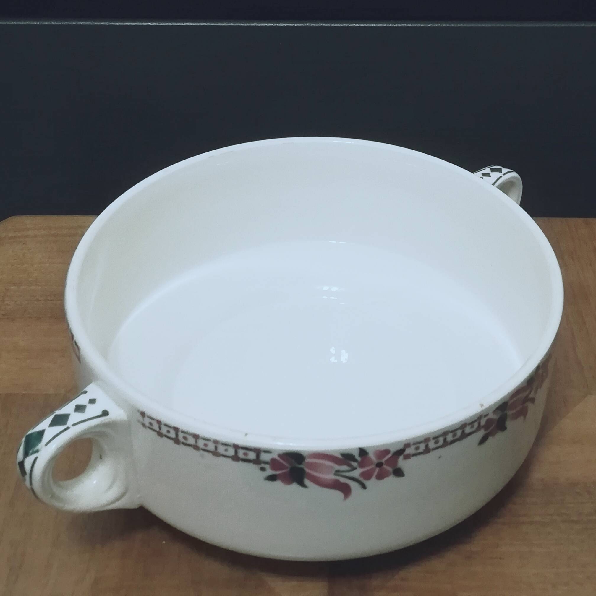 Saint Amand vegetable dish diameter 26cm