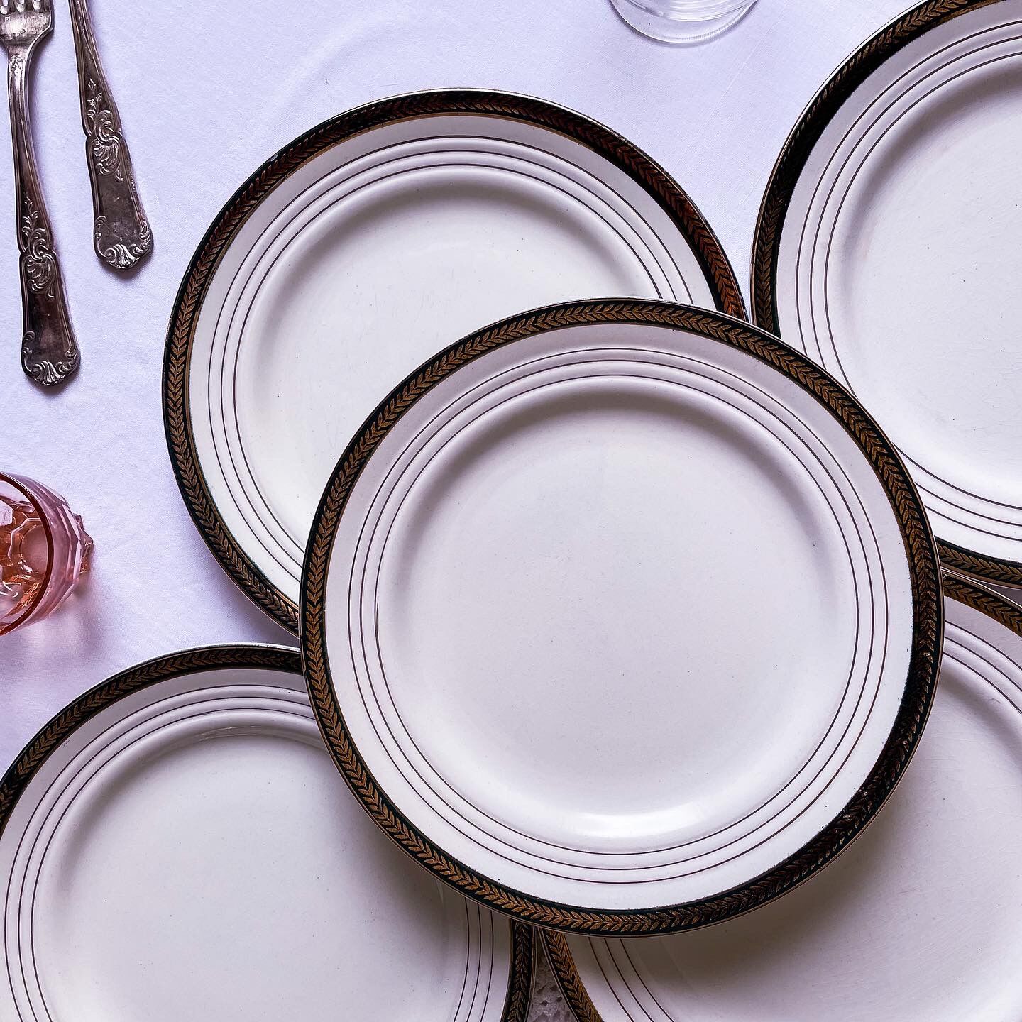 5 flat plates St-Amand