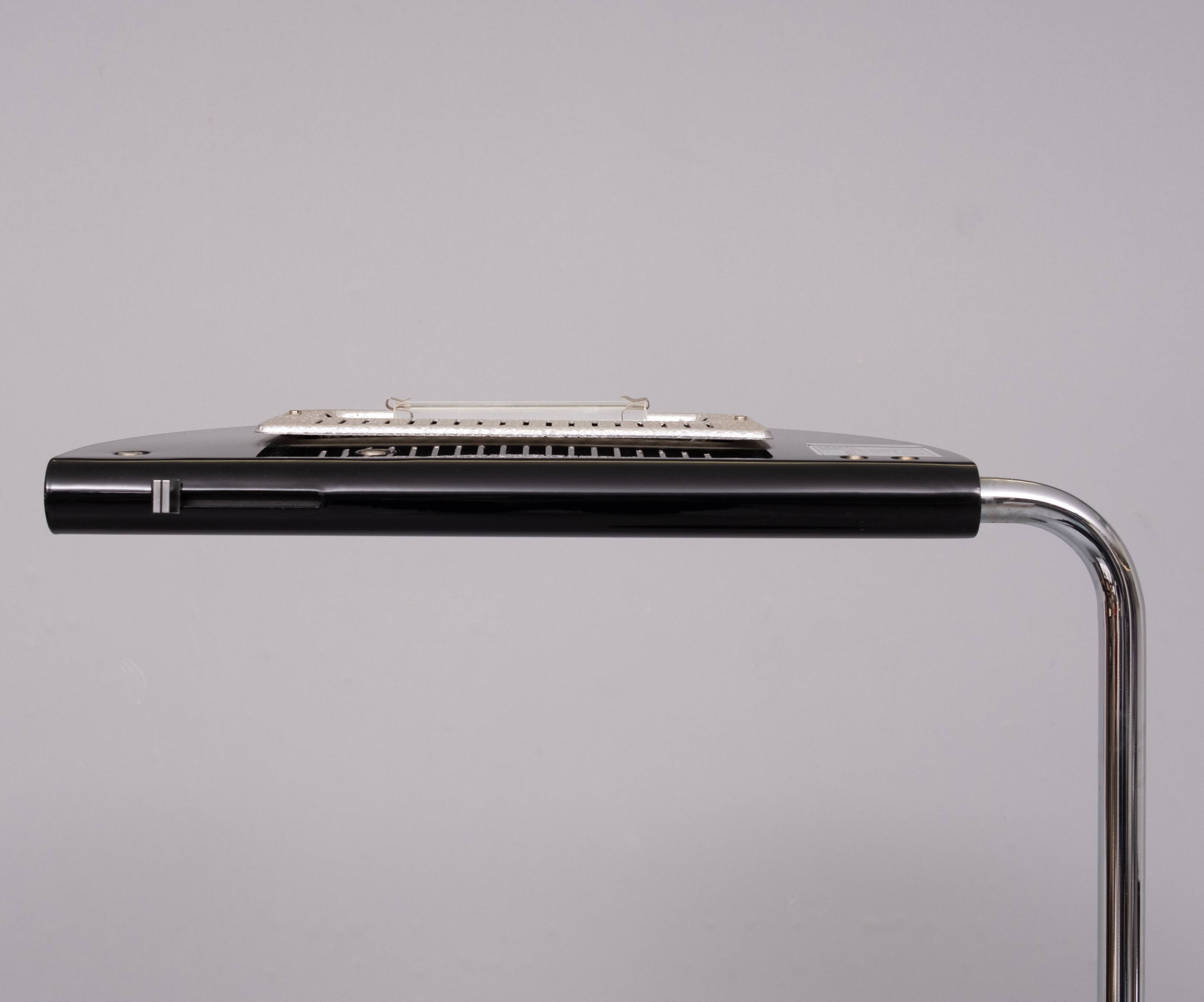 ‘Mezzaluna’ Floor Lamp door Bruno Gecchelin voor Skipper 1970s Italy