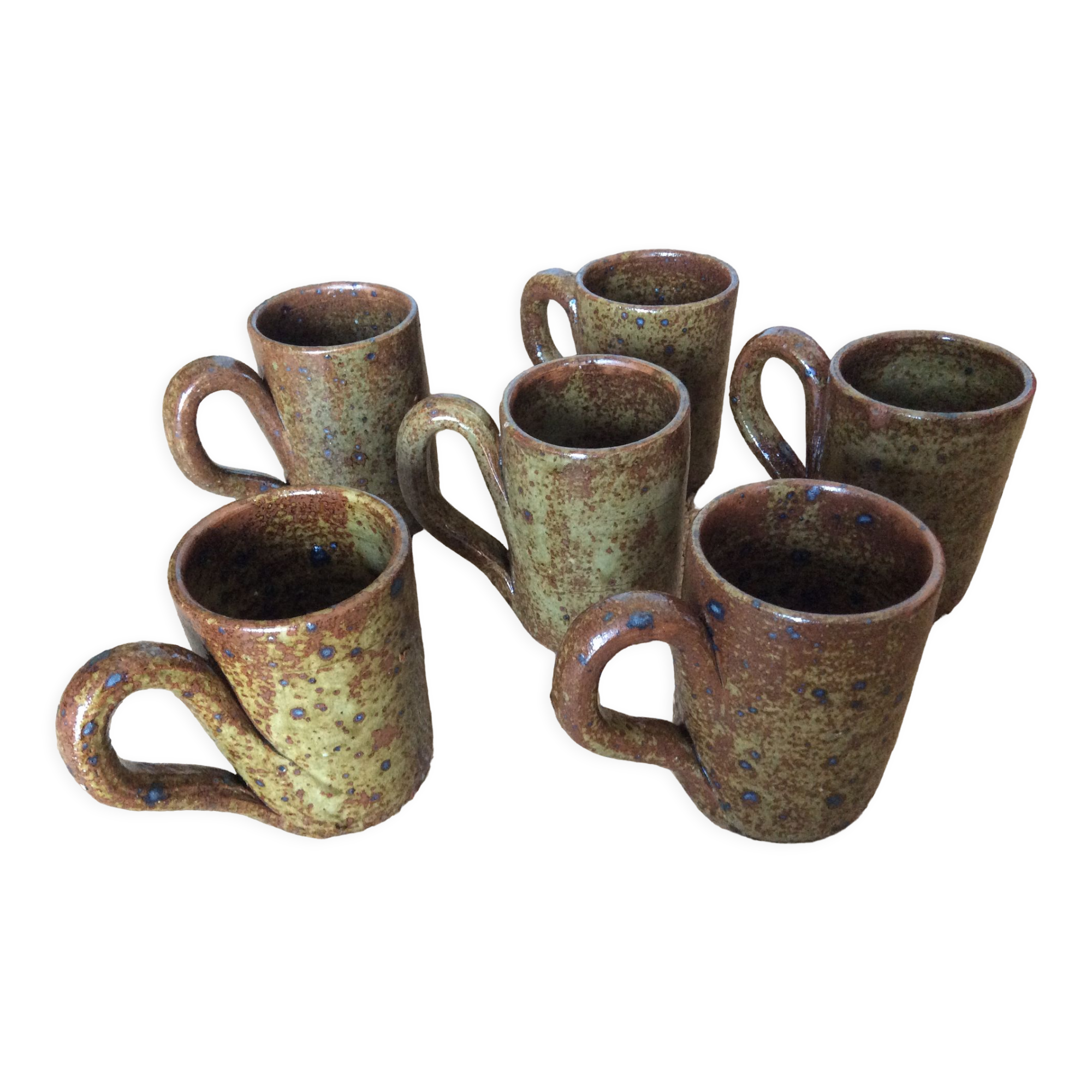 6 stoneware mugs