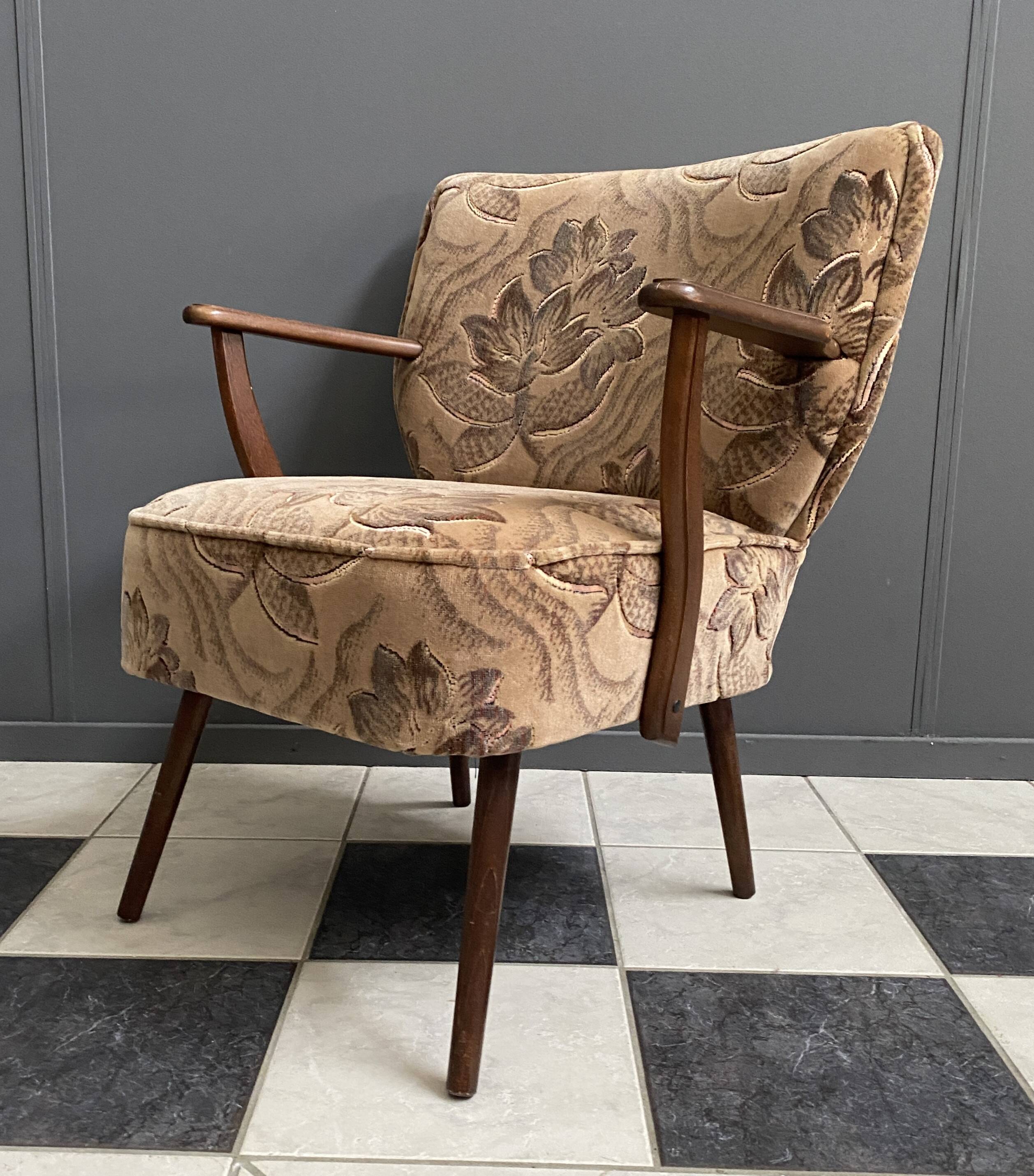1960s floral print cocktail armchair with armrests