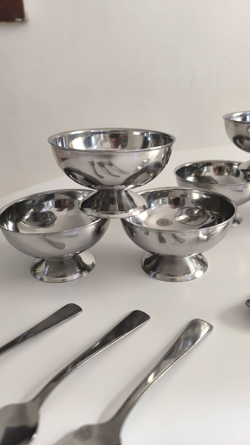 Set of 6 vintage stainless steel ice cream cups