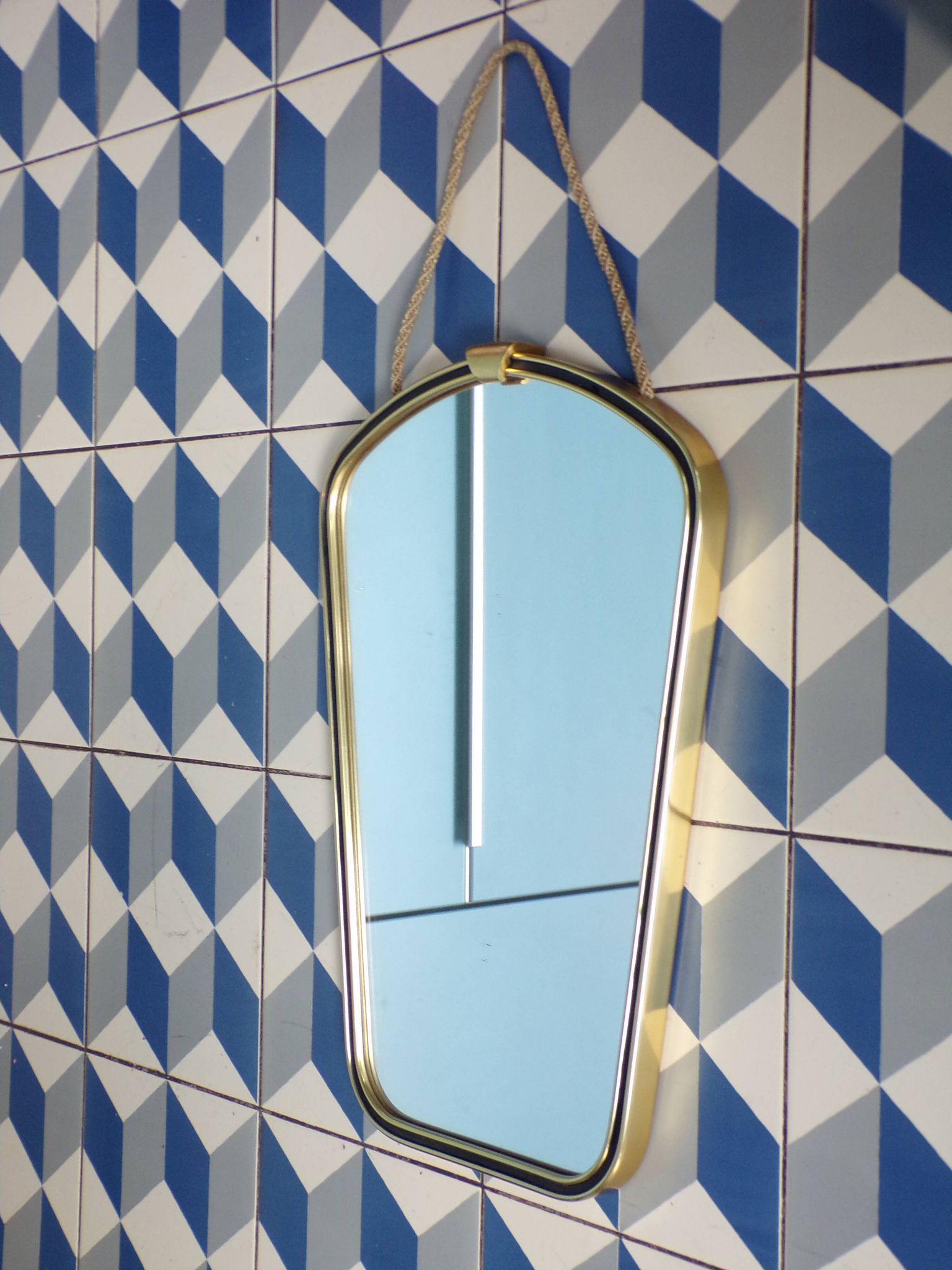 Mirror free form 39X41 cm
