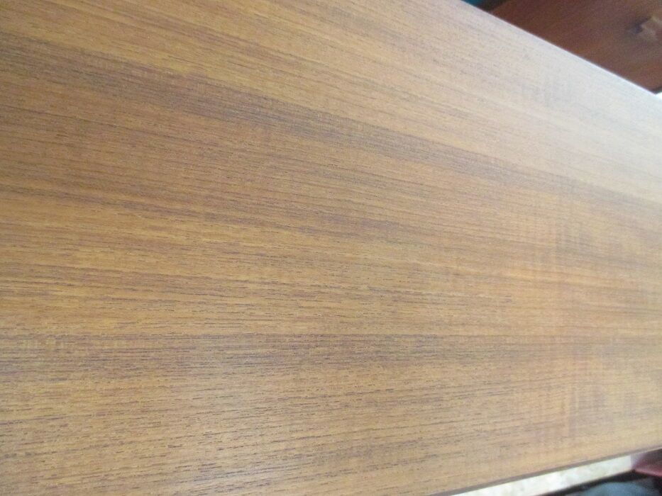 Buffet in teak doors sliding