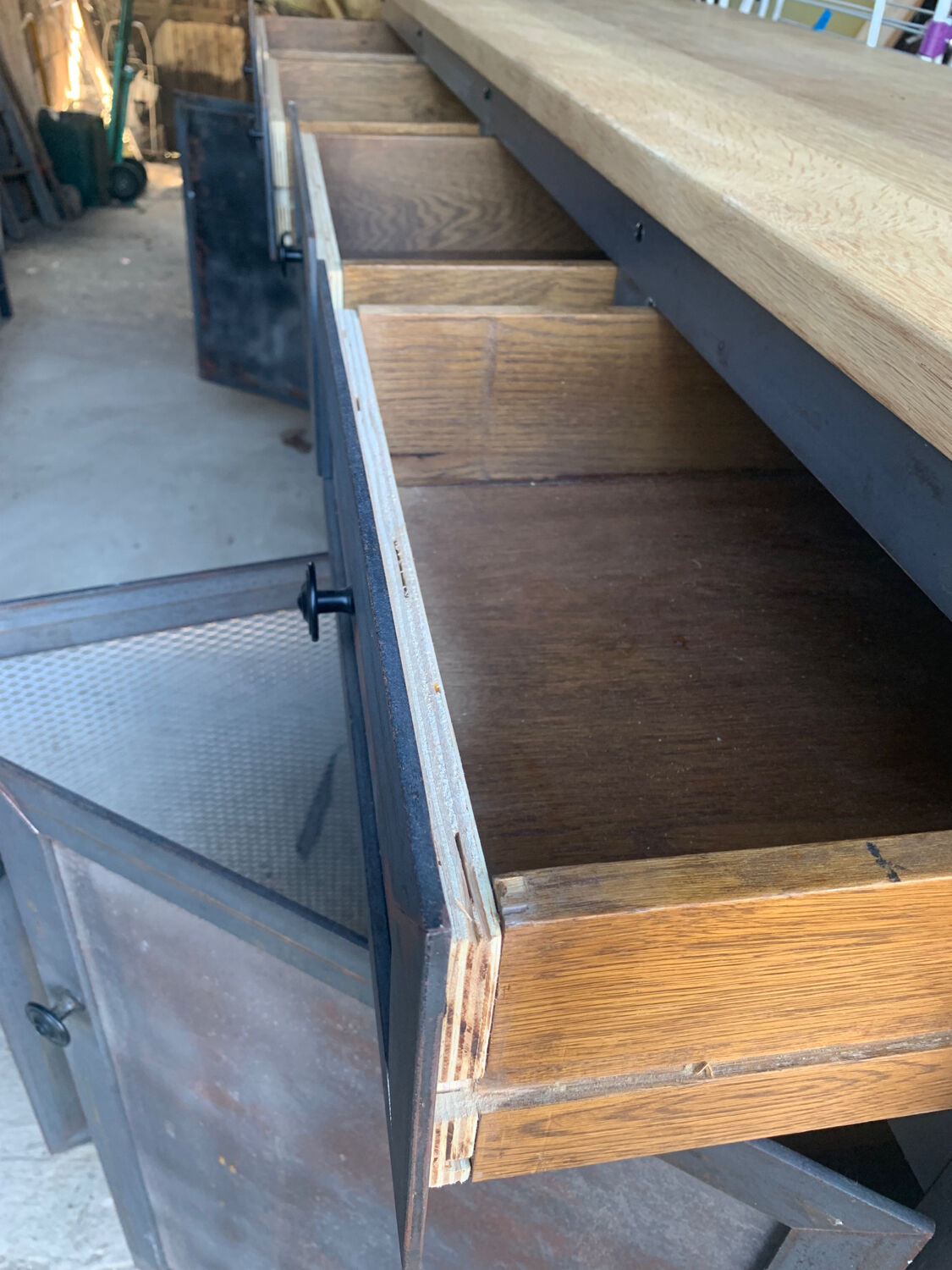 Steel wood sideboard