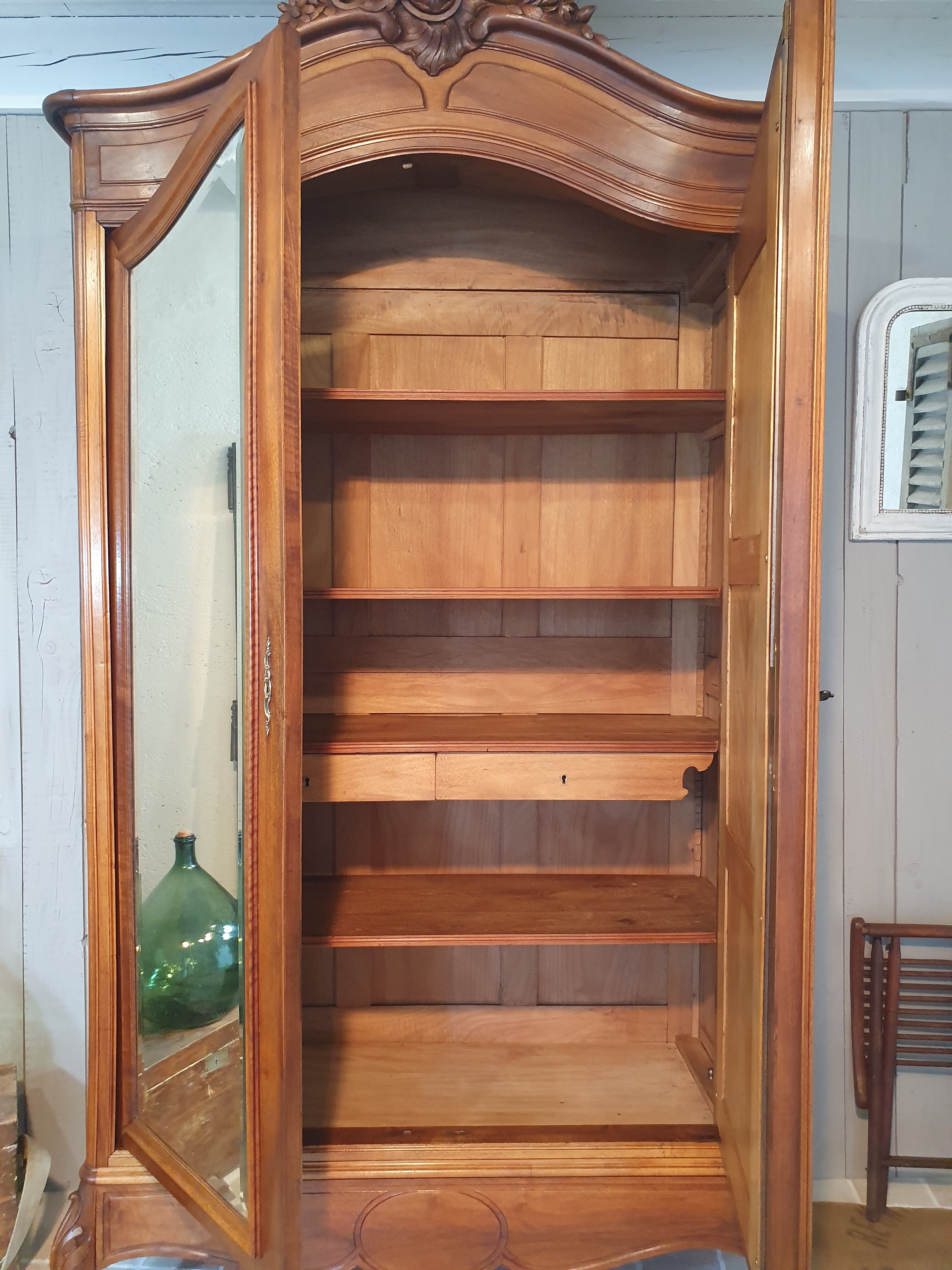 Armoire