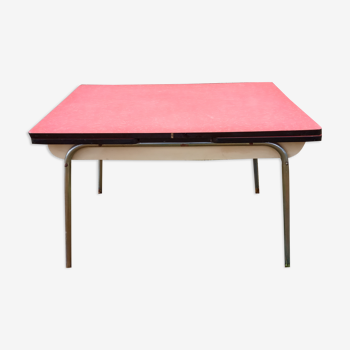 Table en formica 6/8 personnes