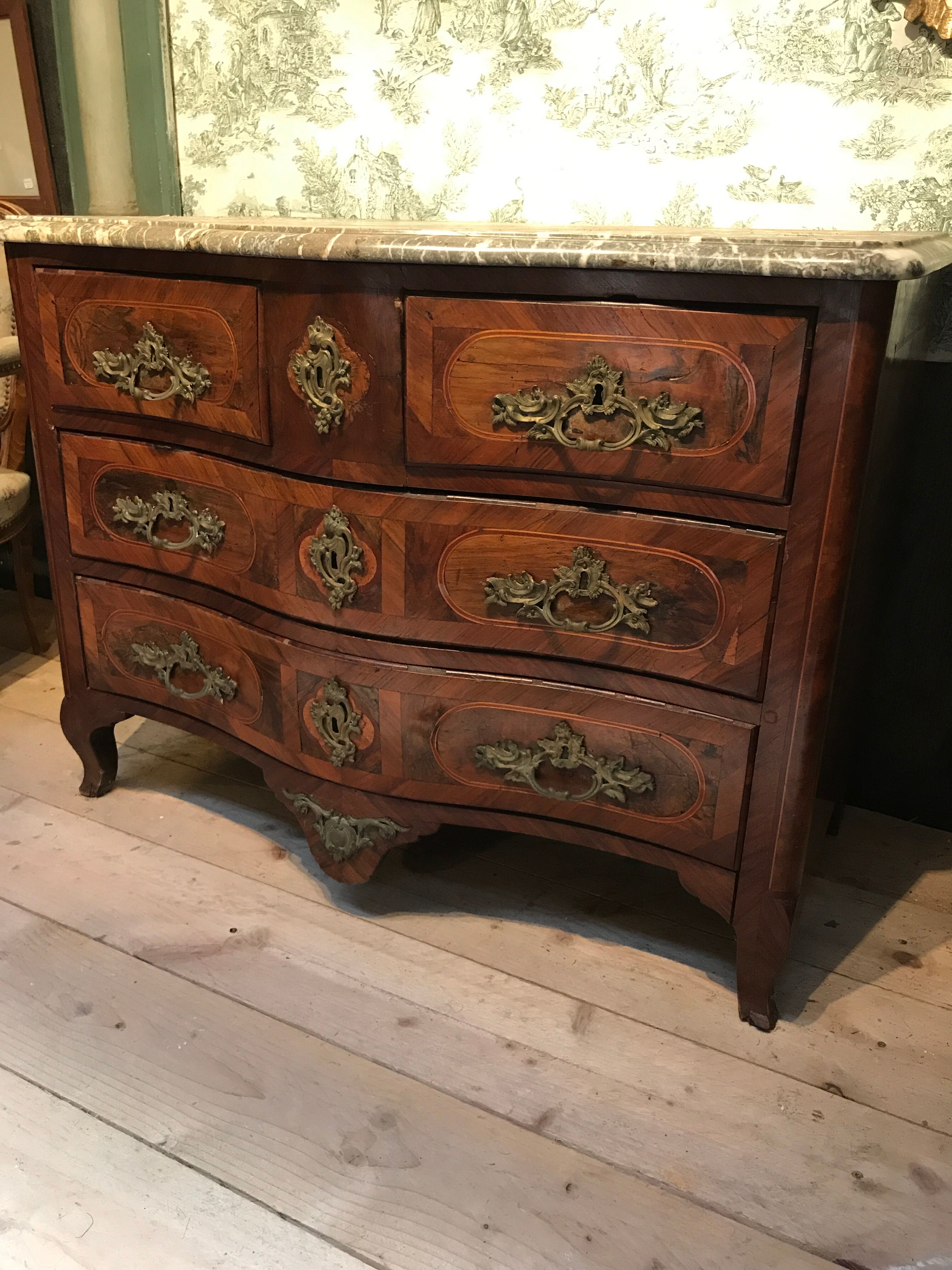 Regency period dresser