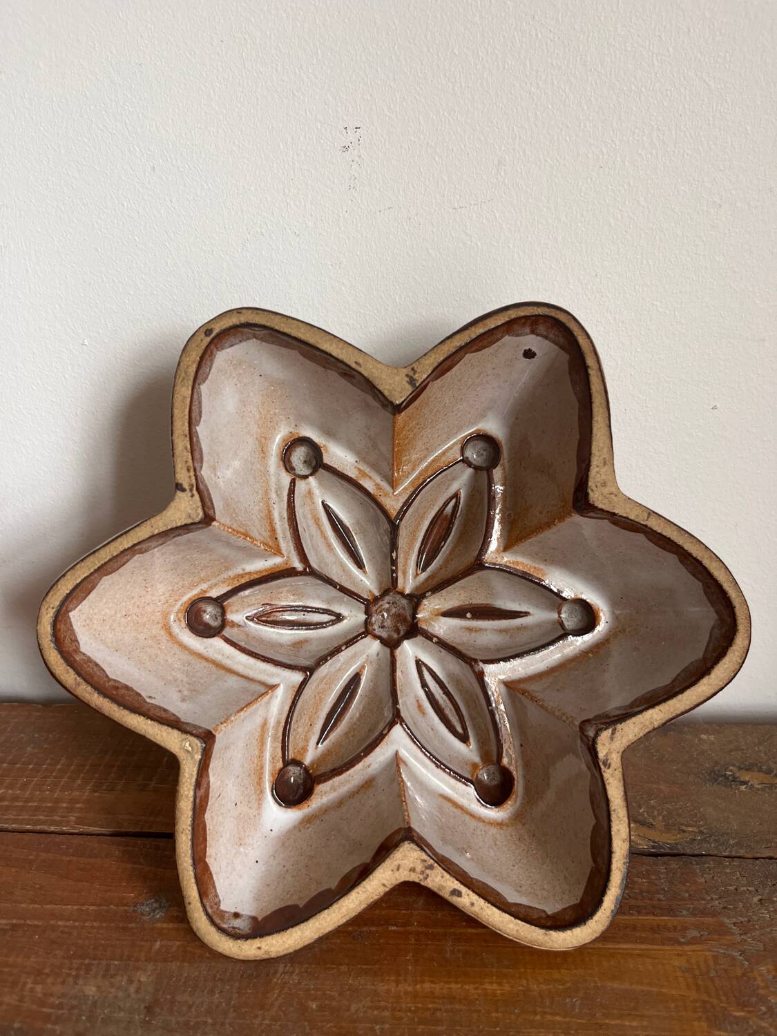 Star plate