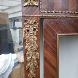 Corner cabinet