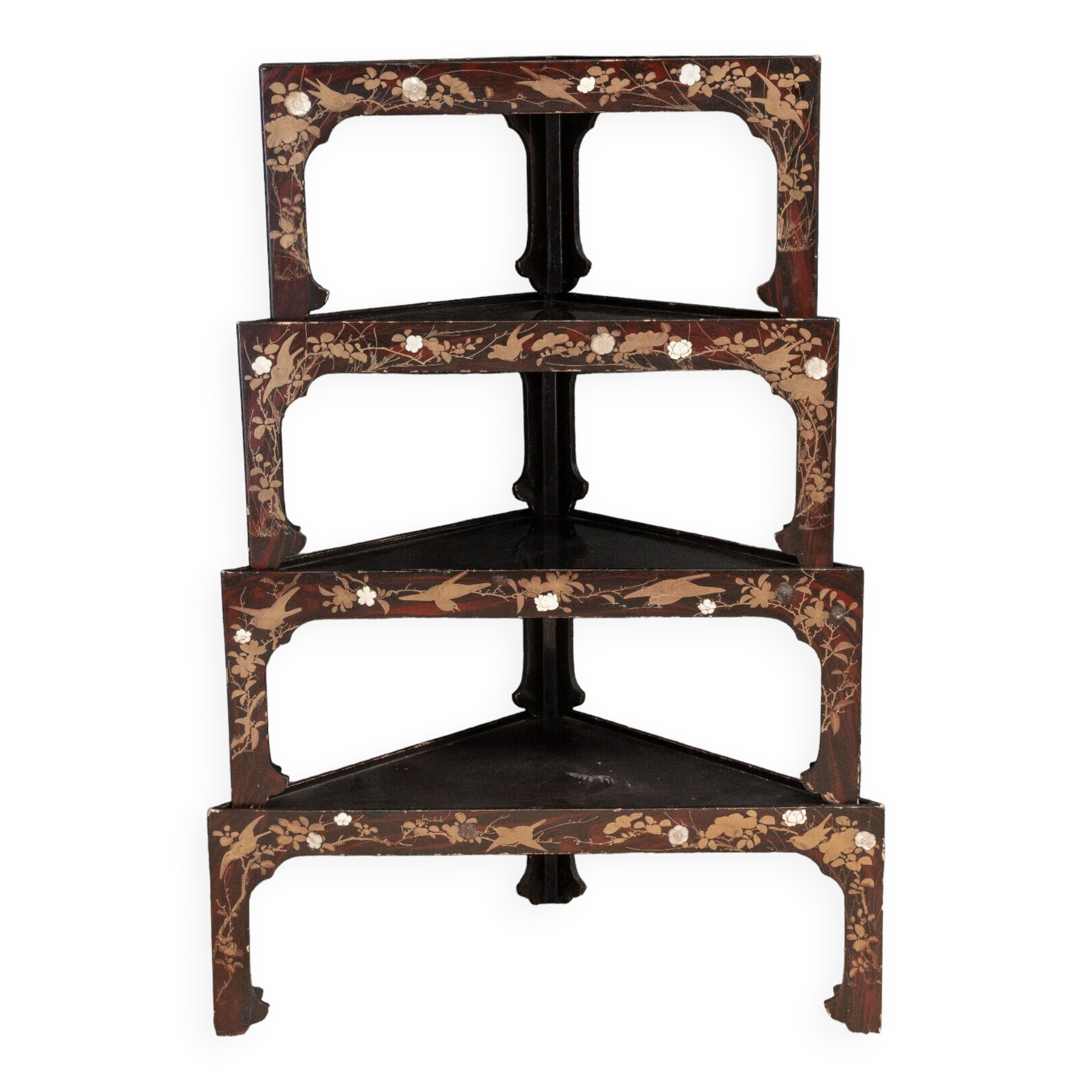 Corner shelf of China lacquer red background decoration golden highlights XXth