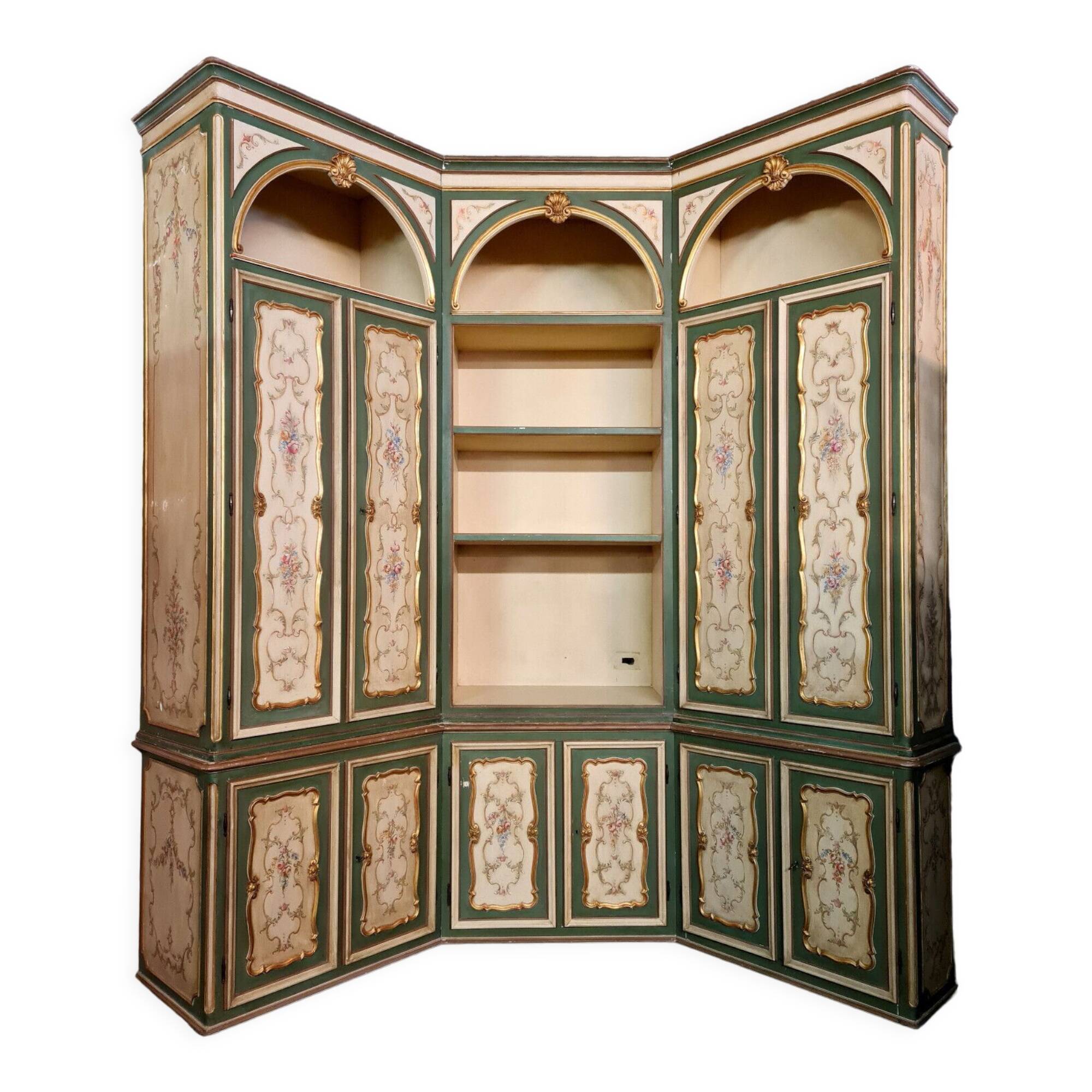 Louis XV Venetian corner bookcase in gilded and lacquered wood circa 1900