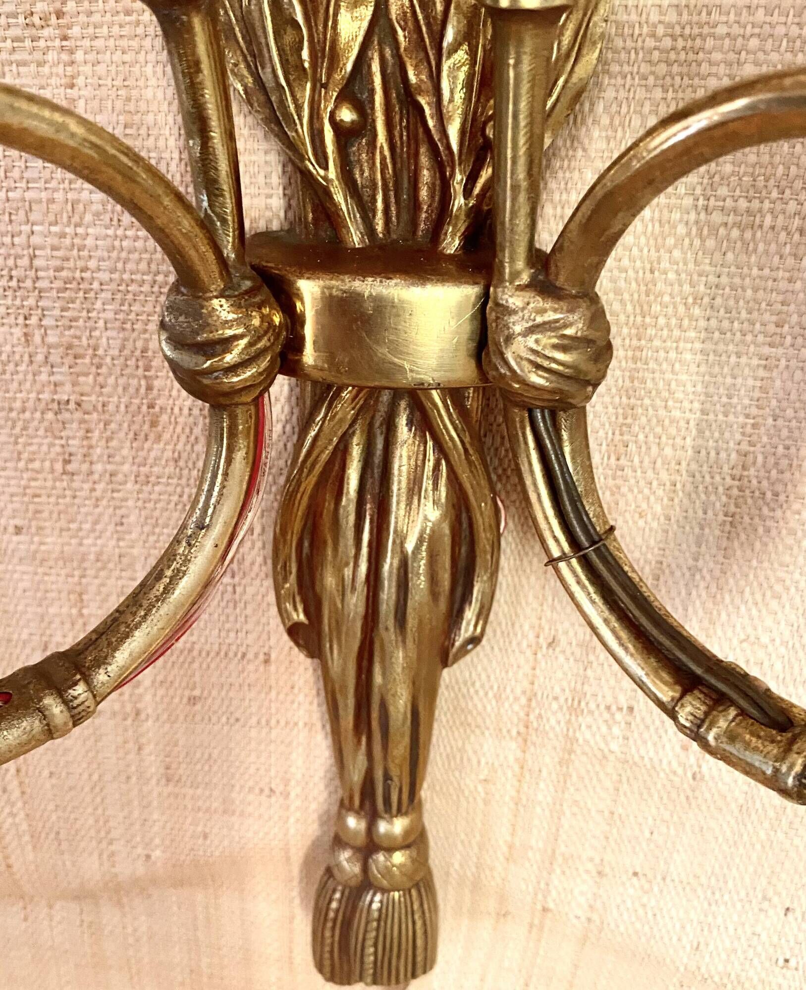 "50s hunting horn wall light, clip-on lampshades"
