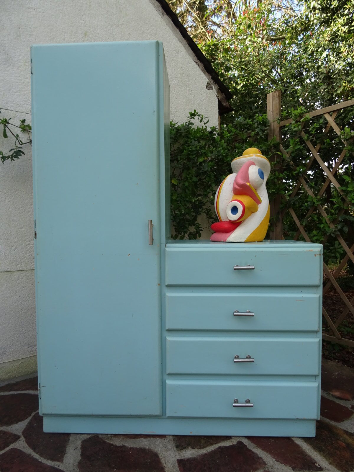 Asymmetrical wardrobe from the 1930