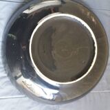 Great vintage cut has modernist décor