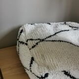 Housse de pouf berbère béni ouarain 100% laine blanche à losanges