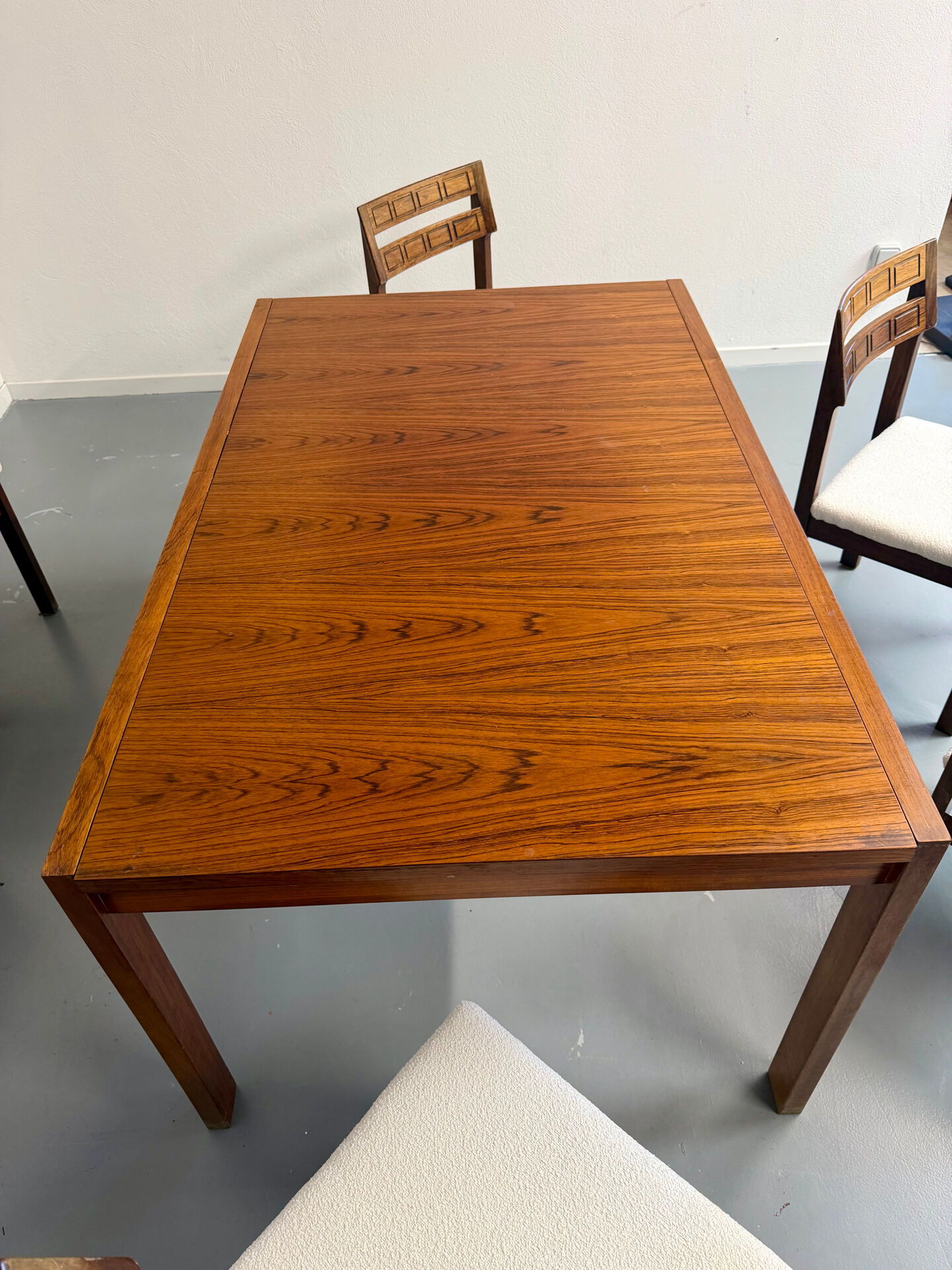 Extendable dining table Italian design 60 geometric rosewood