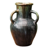 Beauvais sandstone vase