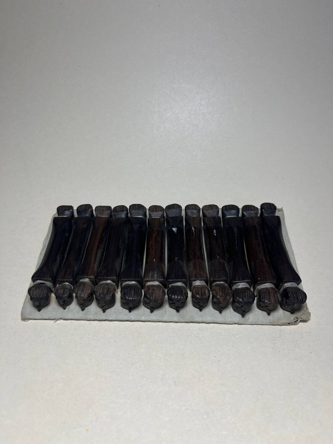 Knife holder