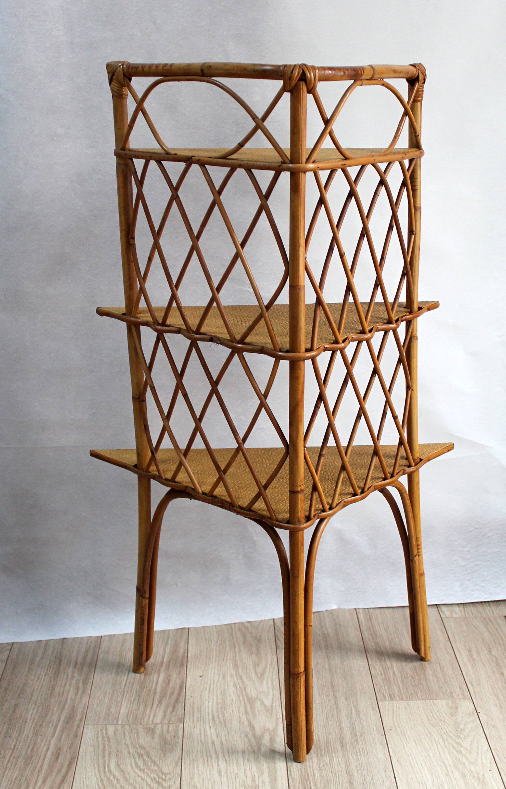 Corner Wicker shelf