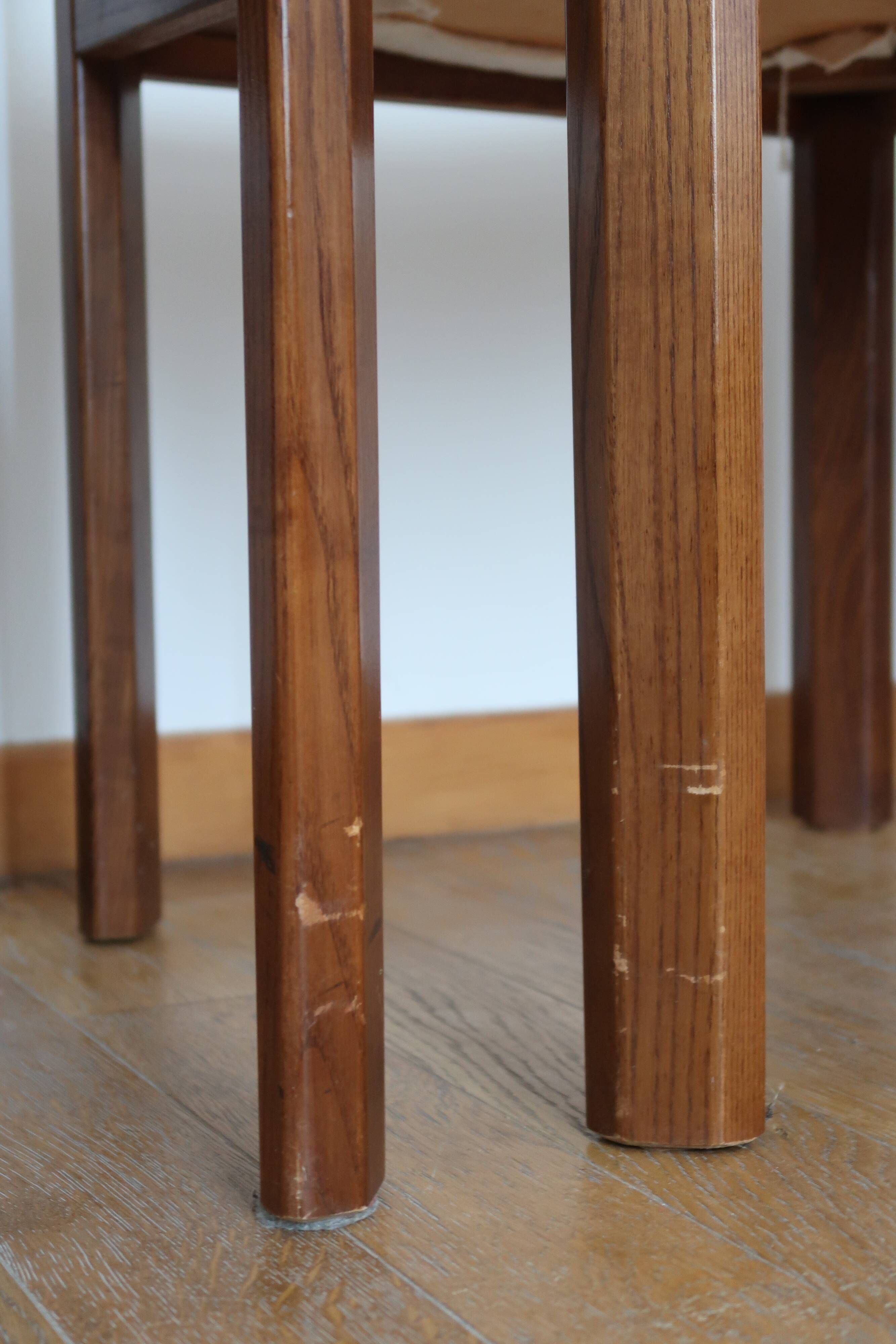 4 modernist cream chairs